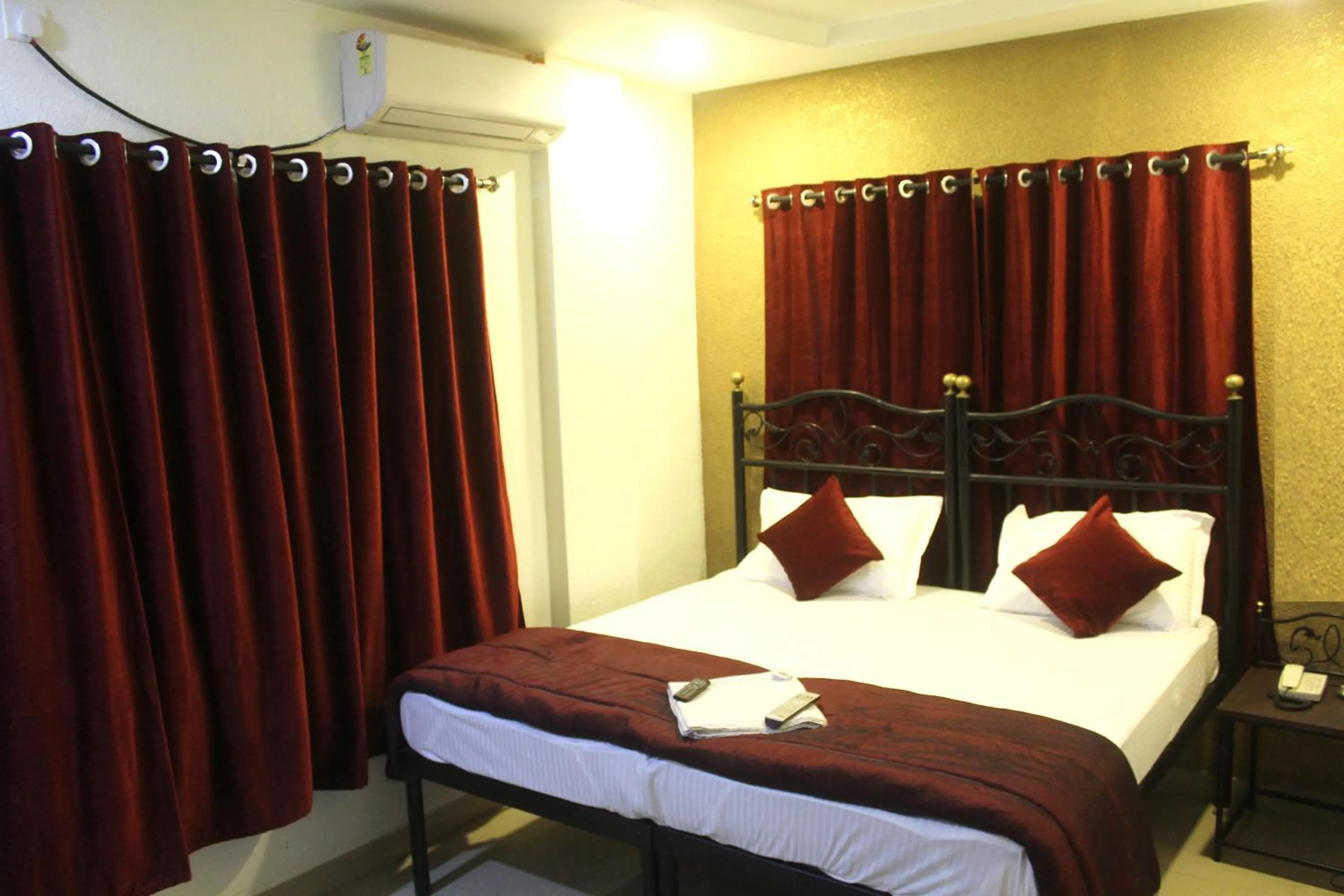 bunk bed, Bed in Hotel Preetam Aurangabad