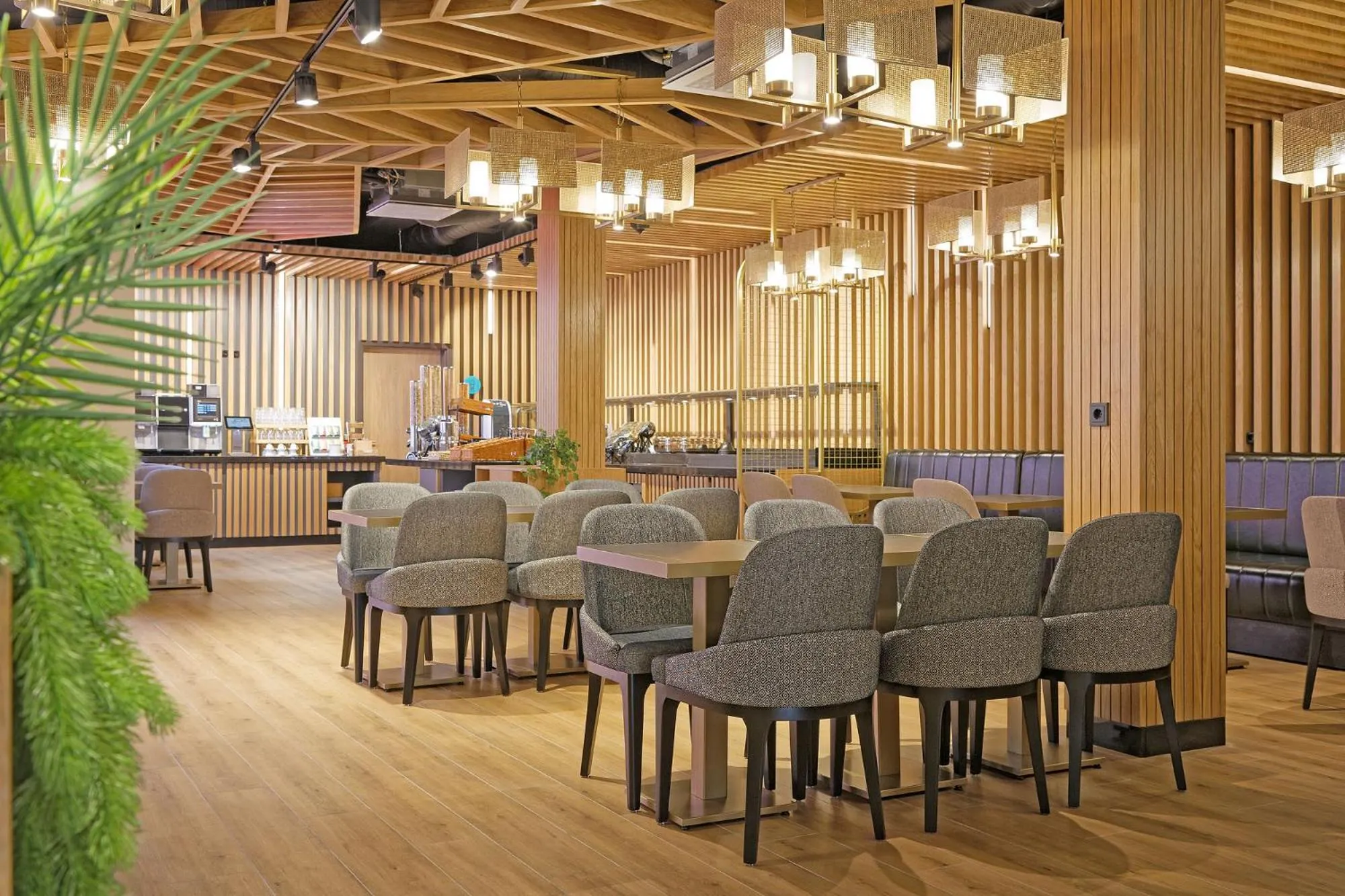 Restaurant/places to eat in Friends Hotel Düsseldorf-Airport Ratingen