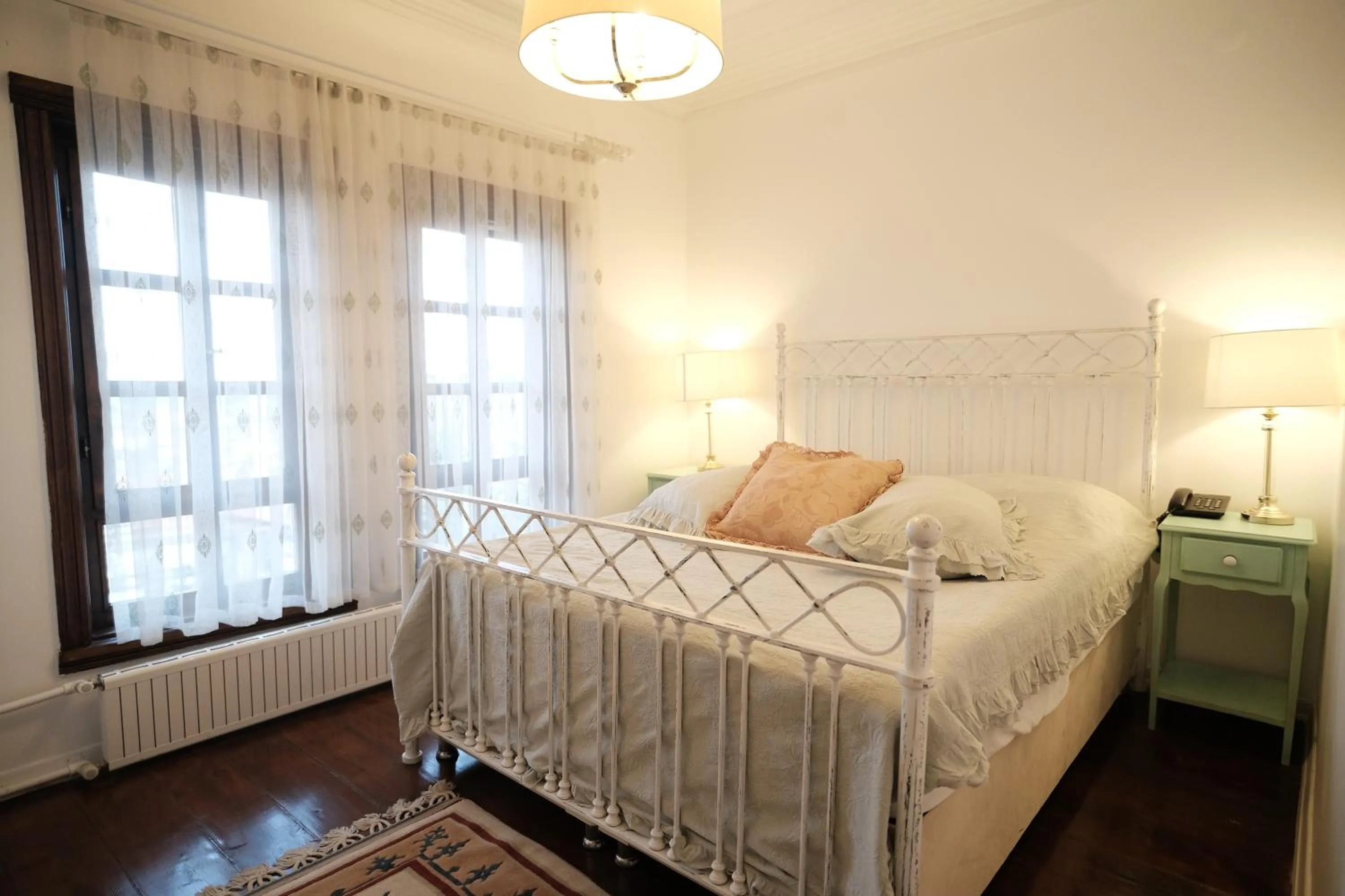 Bedroom, Bed in MECİT KAPTAN KONAĞI