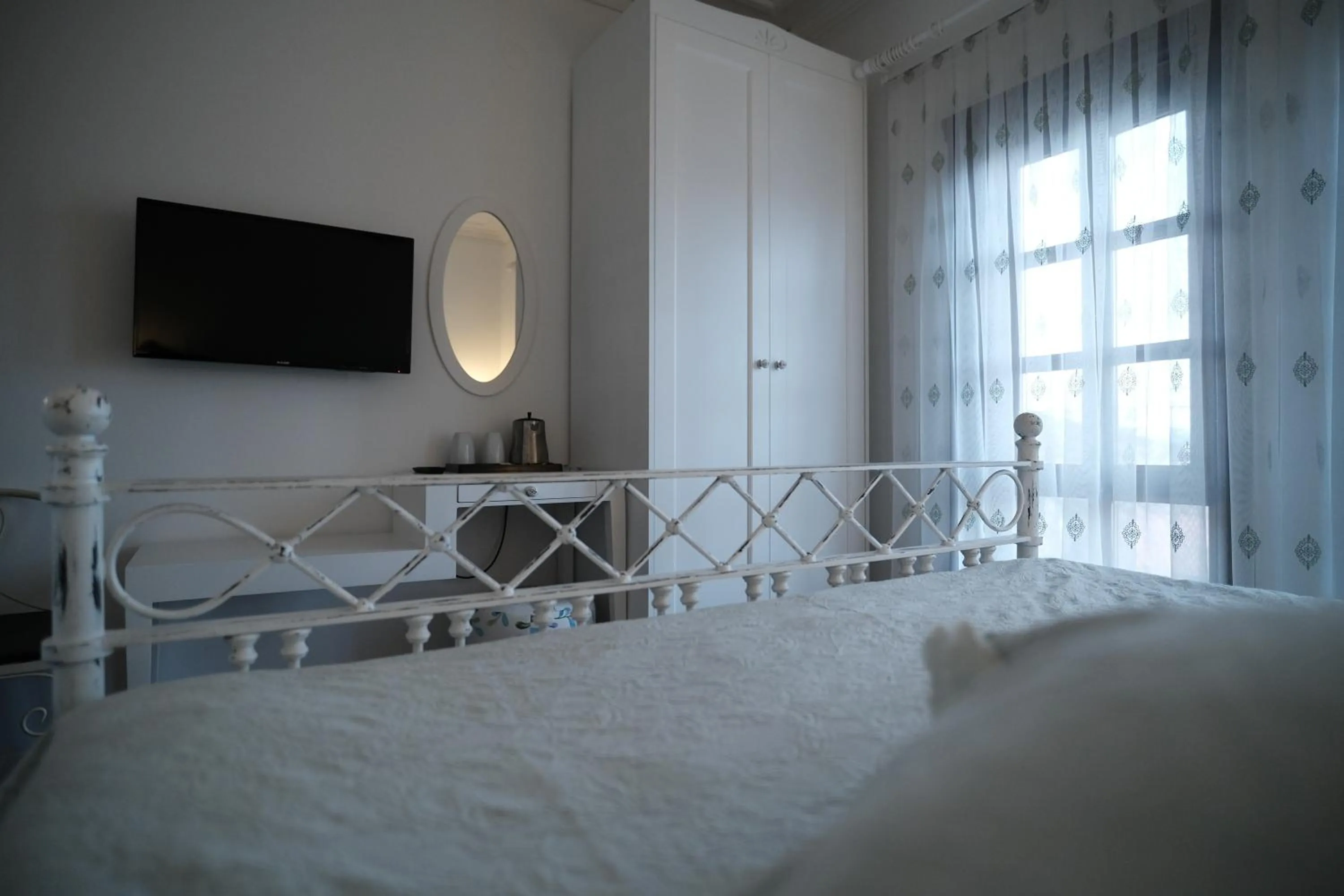 Bedroom, Bed in MECİT KAPTAN KONAĞI