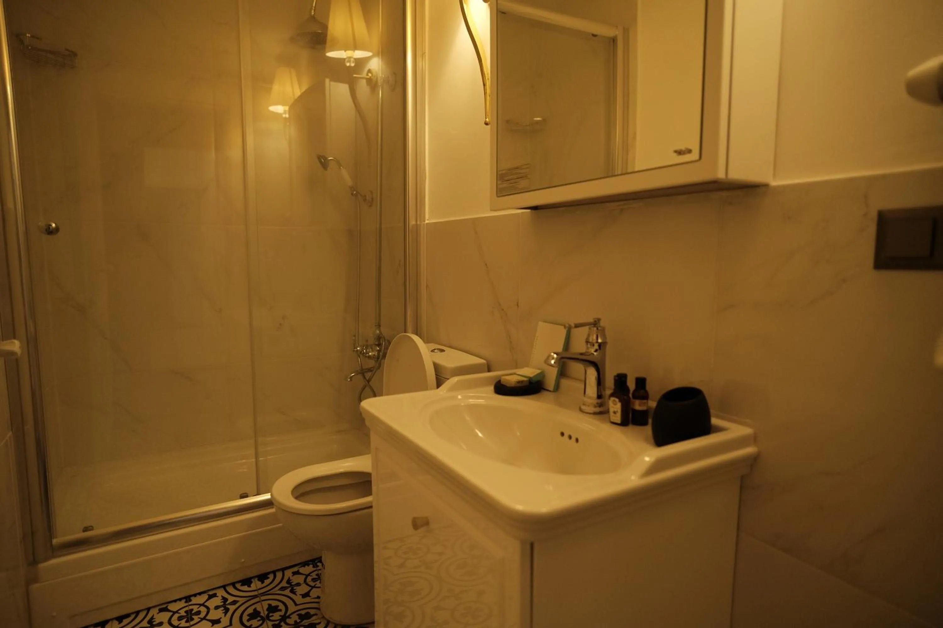 Bathroom in MECİT KAPTAN KONAĞI