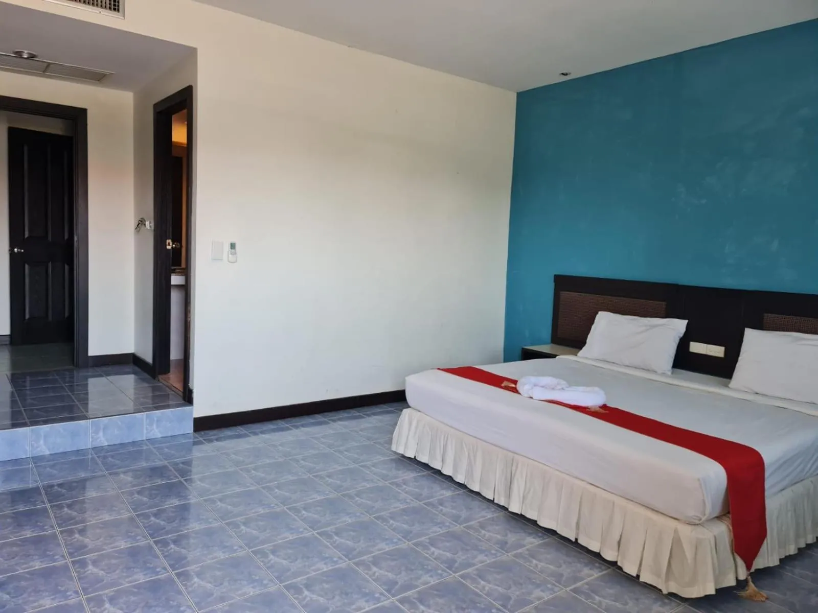 Bedroom, Bed in Desa Phuket