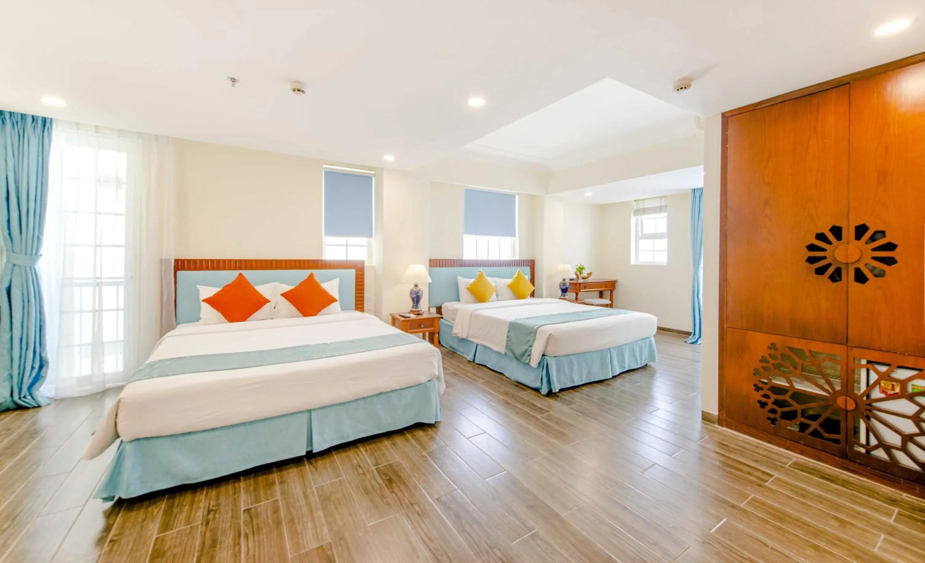 Photo of the whole room, Bed in Pavillon Garden Hotel