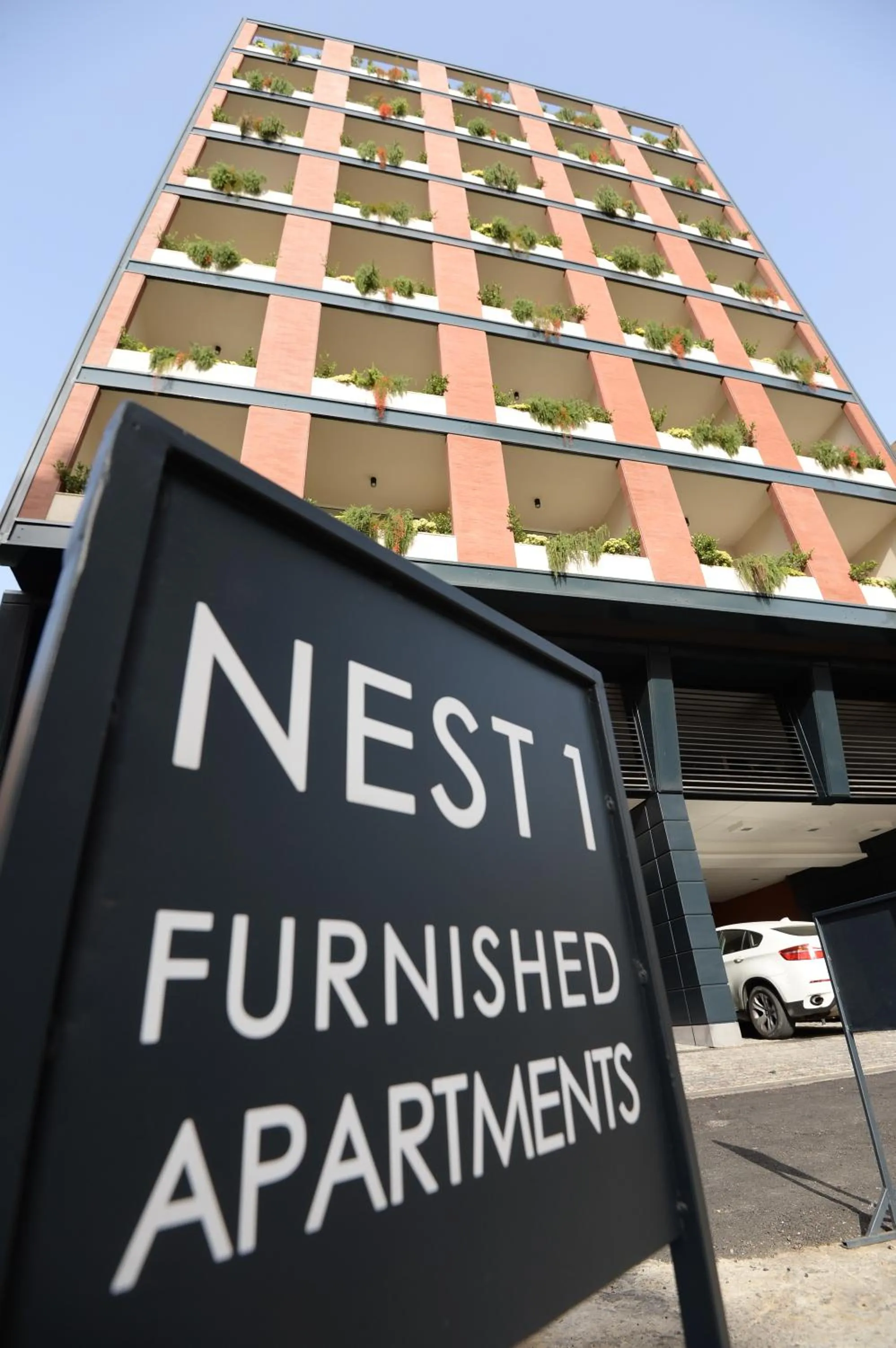 Facade/entrance in Nest 1 Hotel