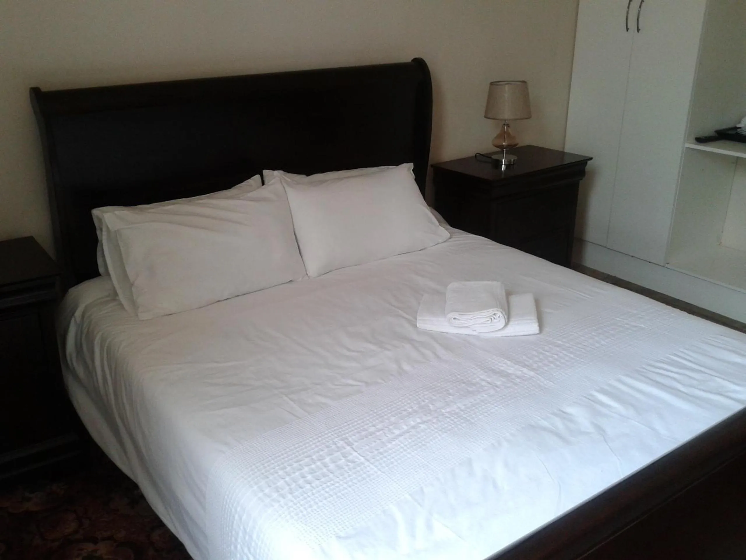 Photo of the whole room in Stone Crescent Hotel