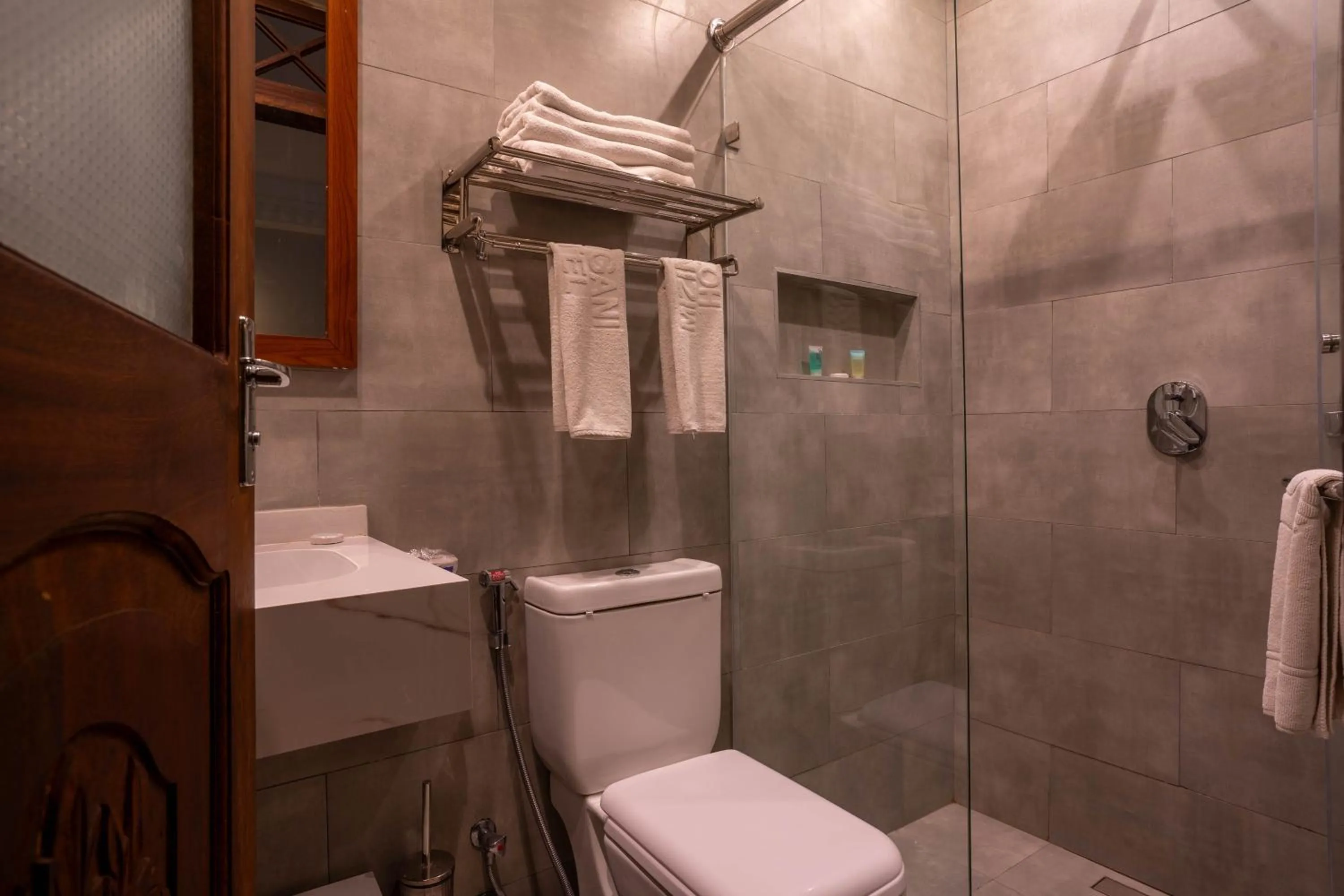 Bathroom in Mizingani Seafront Hotel