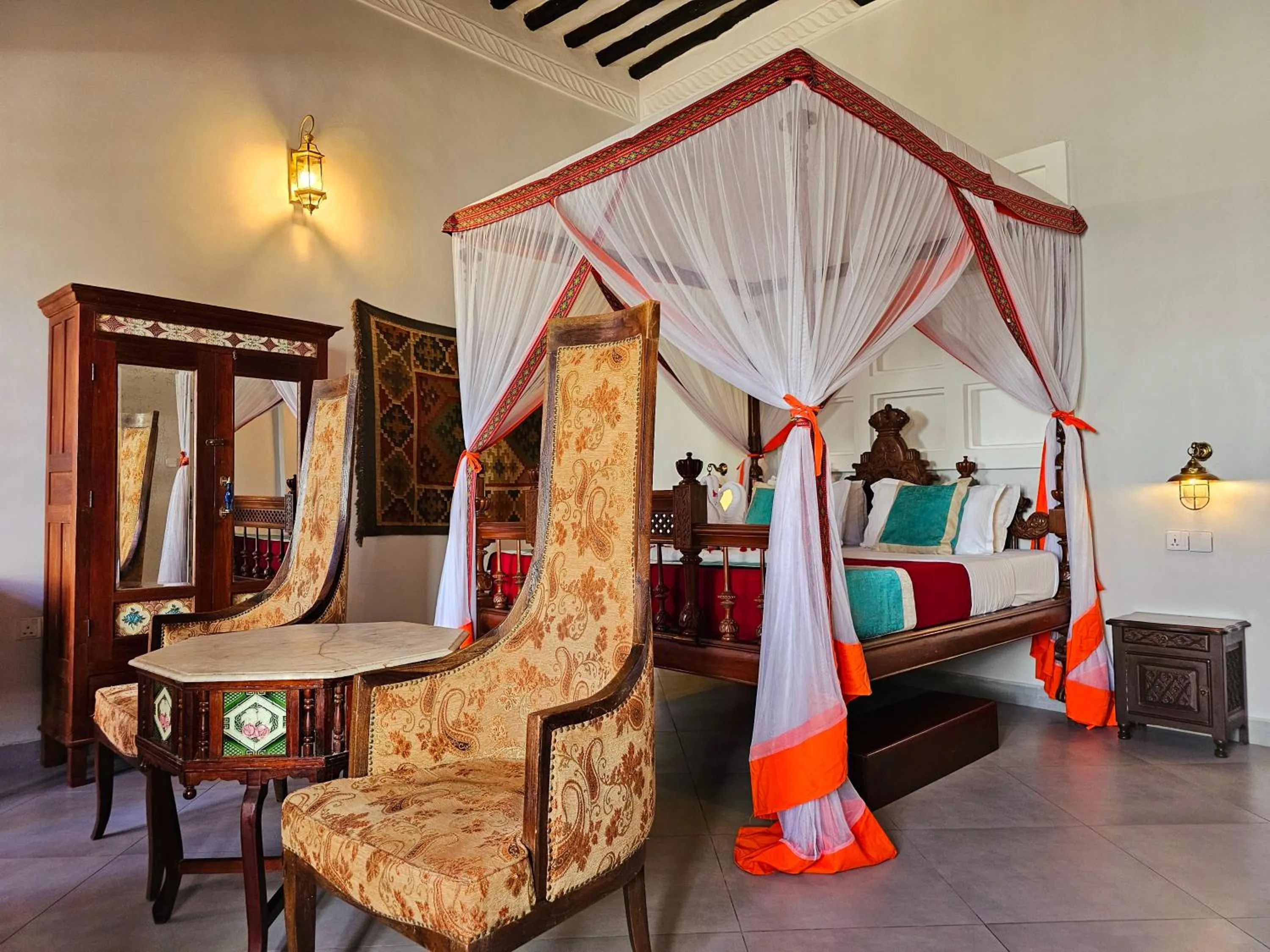 Bed in Mizingani Seafront Hotel