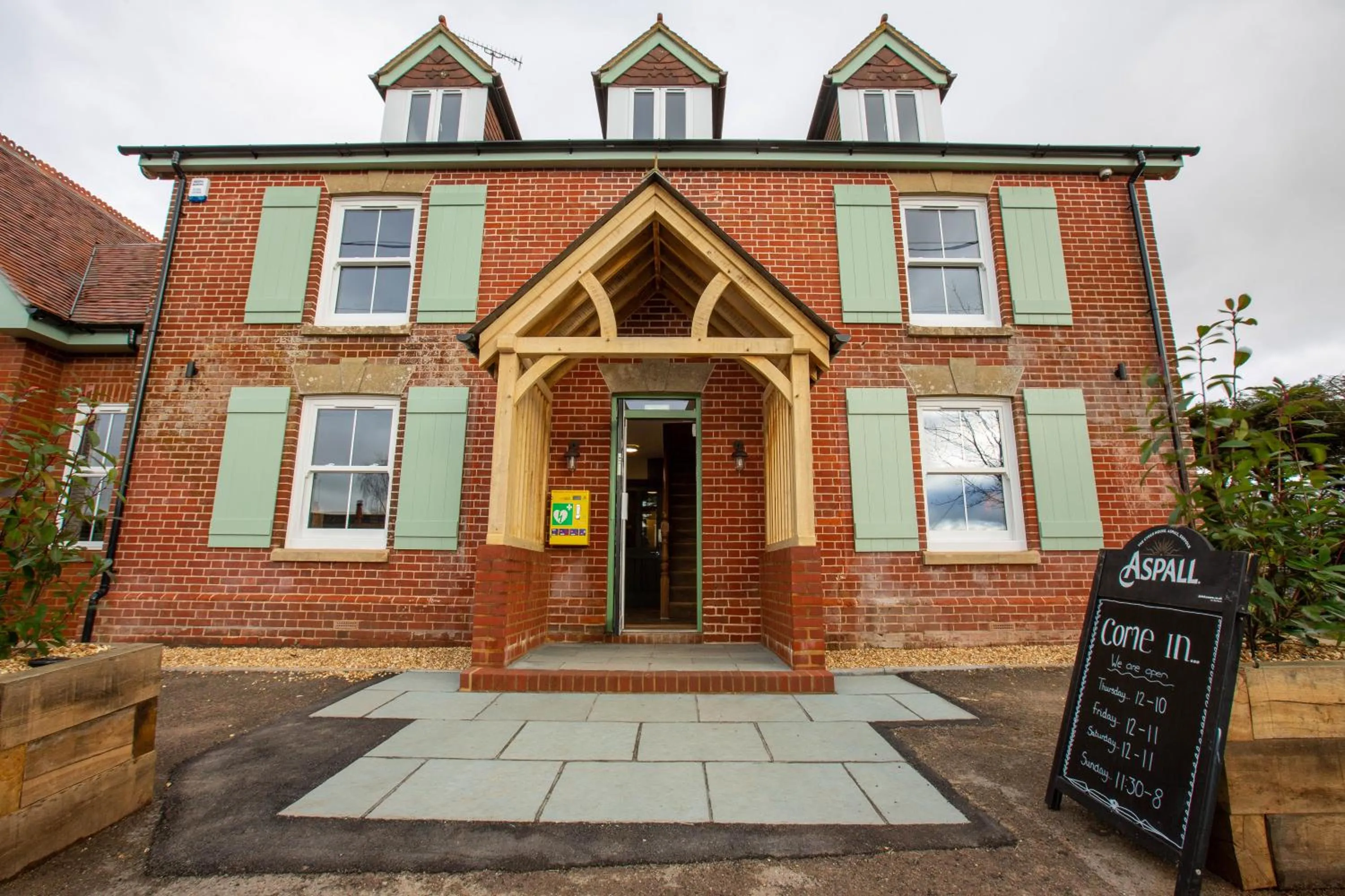 Property building in Woodfalls Inn