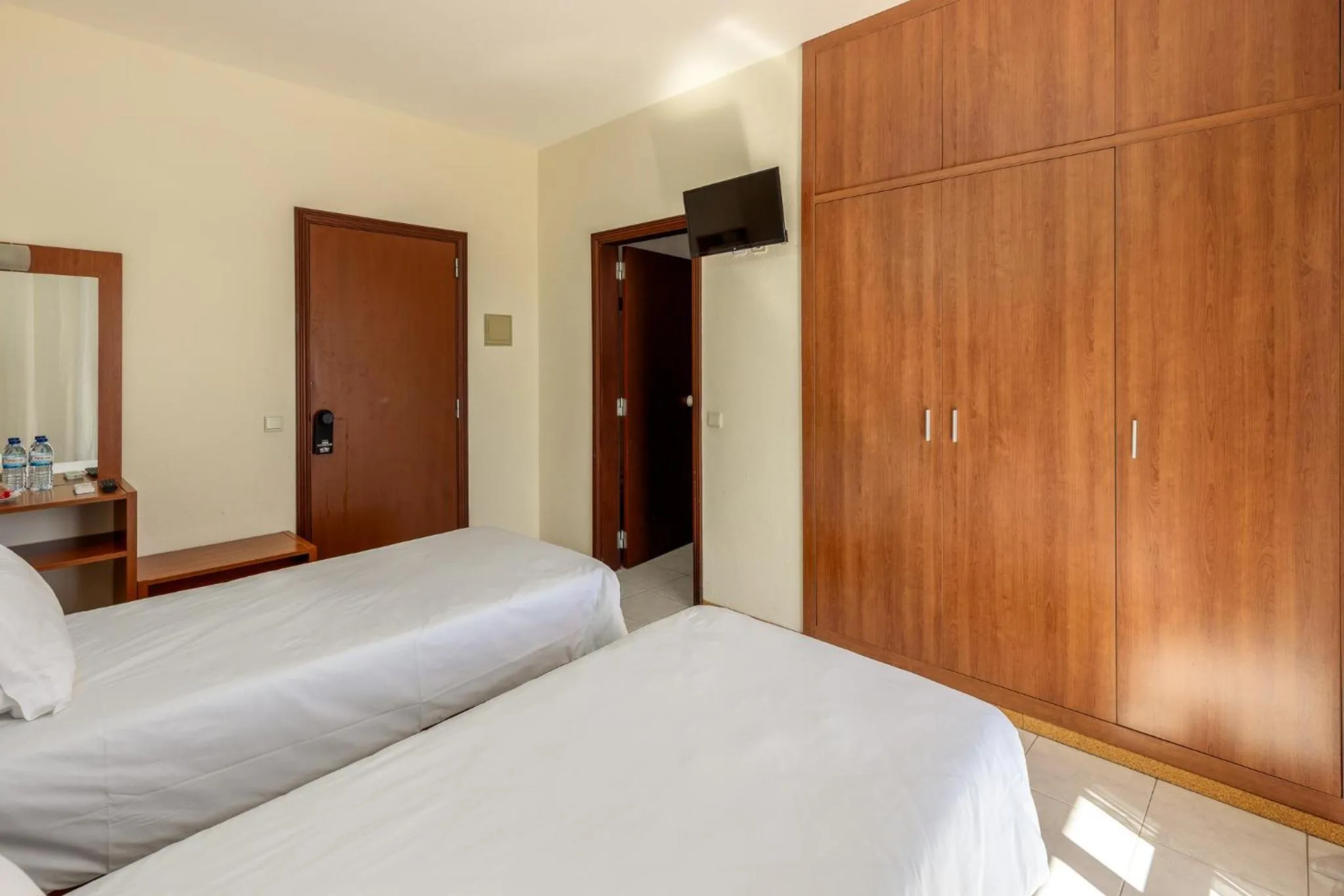 Bedroom, Bed in Bela Ria