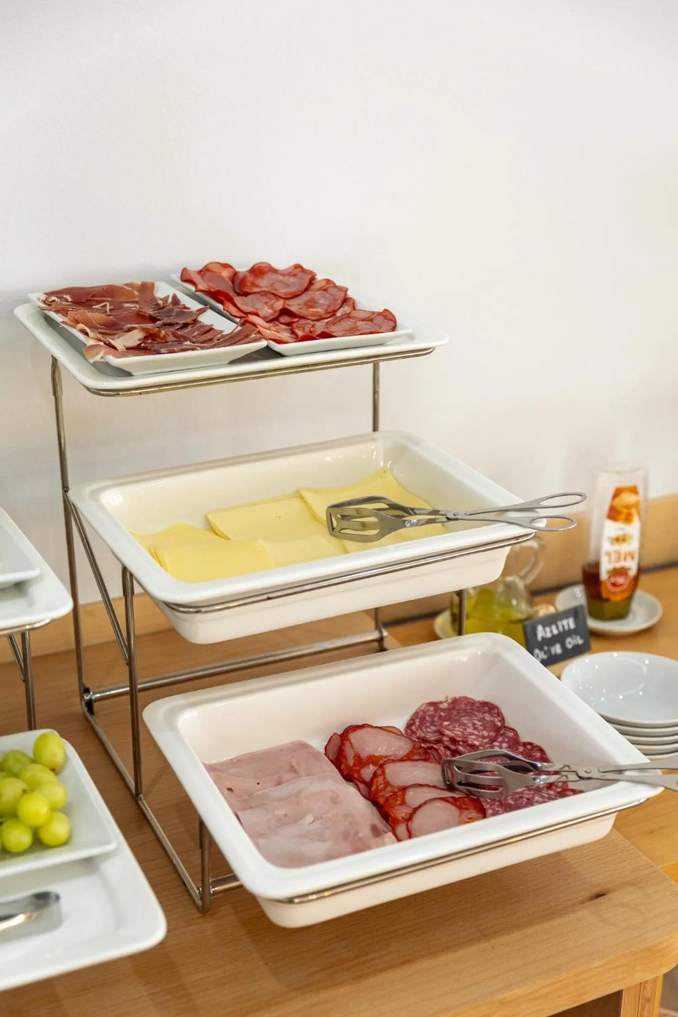 Buffet breakfast in Bela Ria