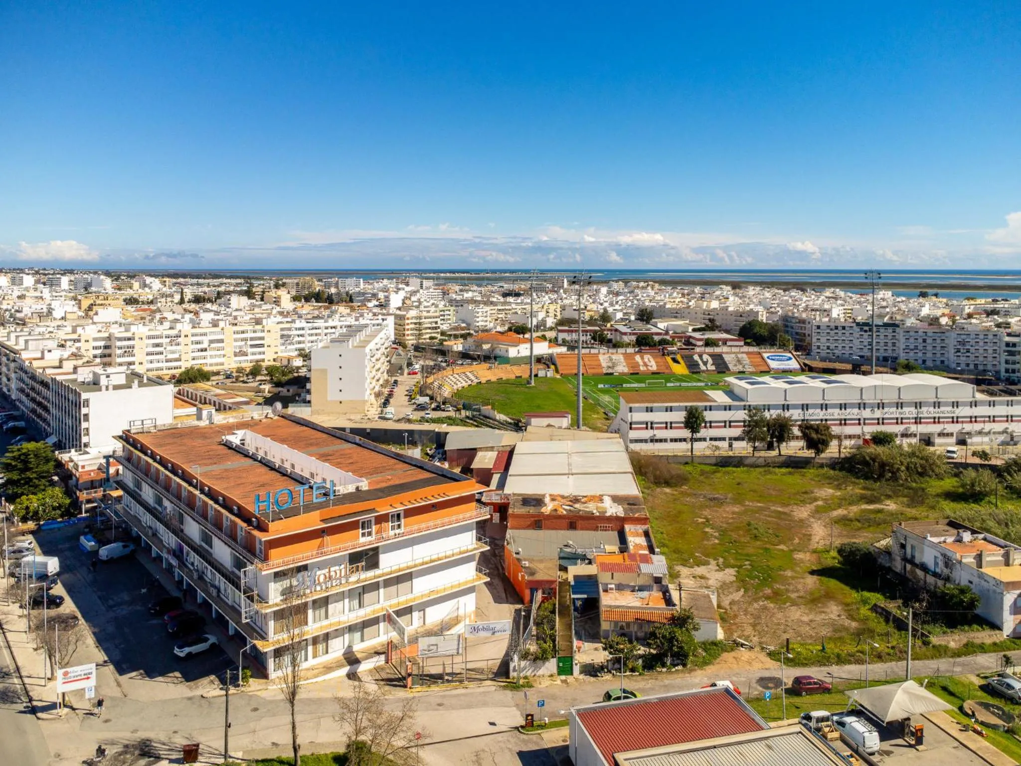 Property building in Bela Ria