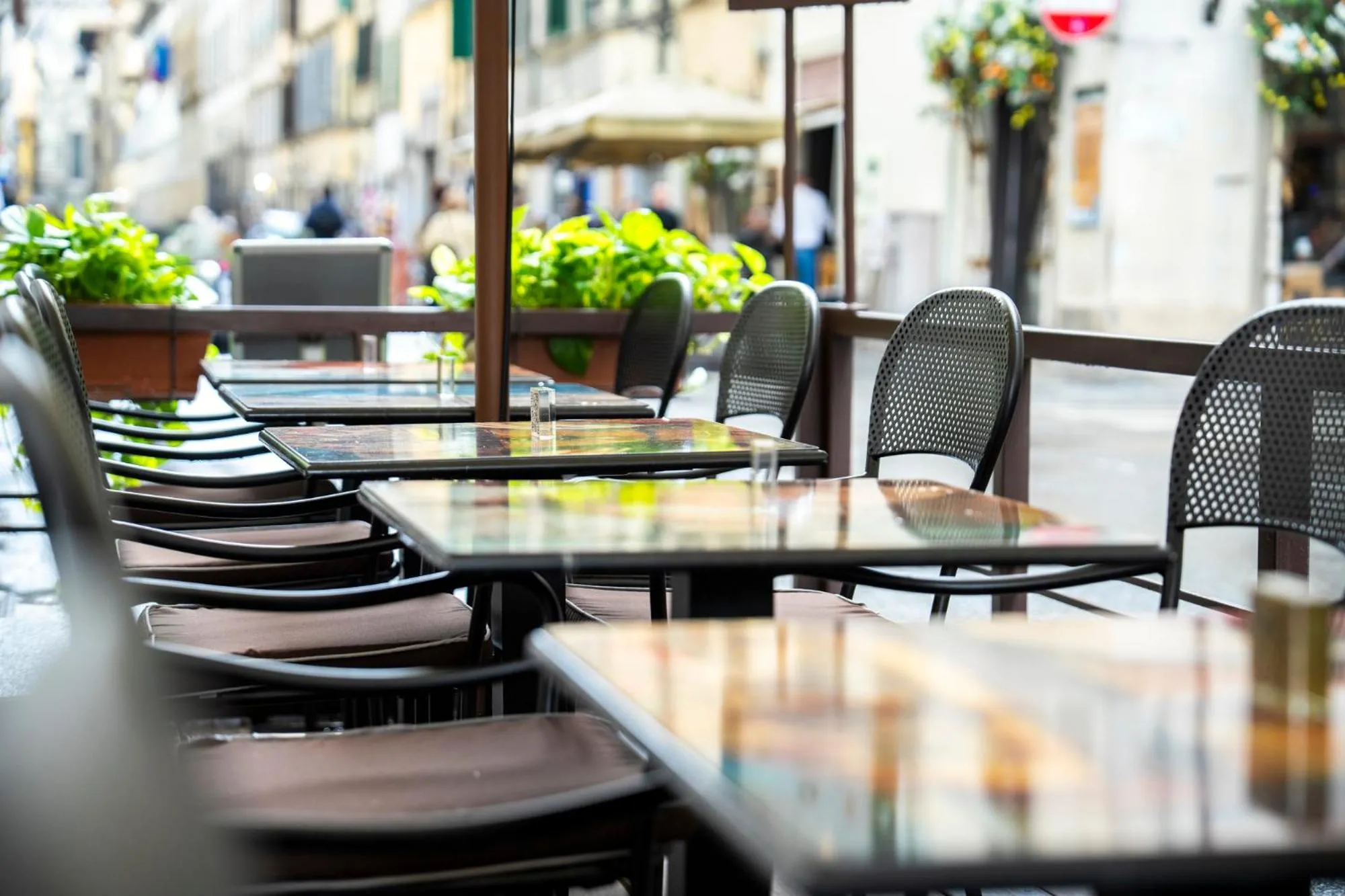 Lounge or bar in Glimpse Hotel