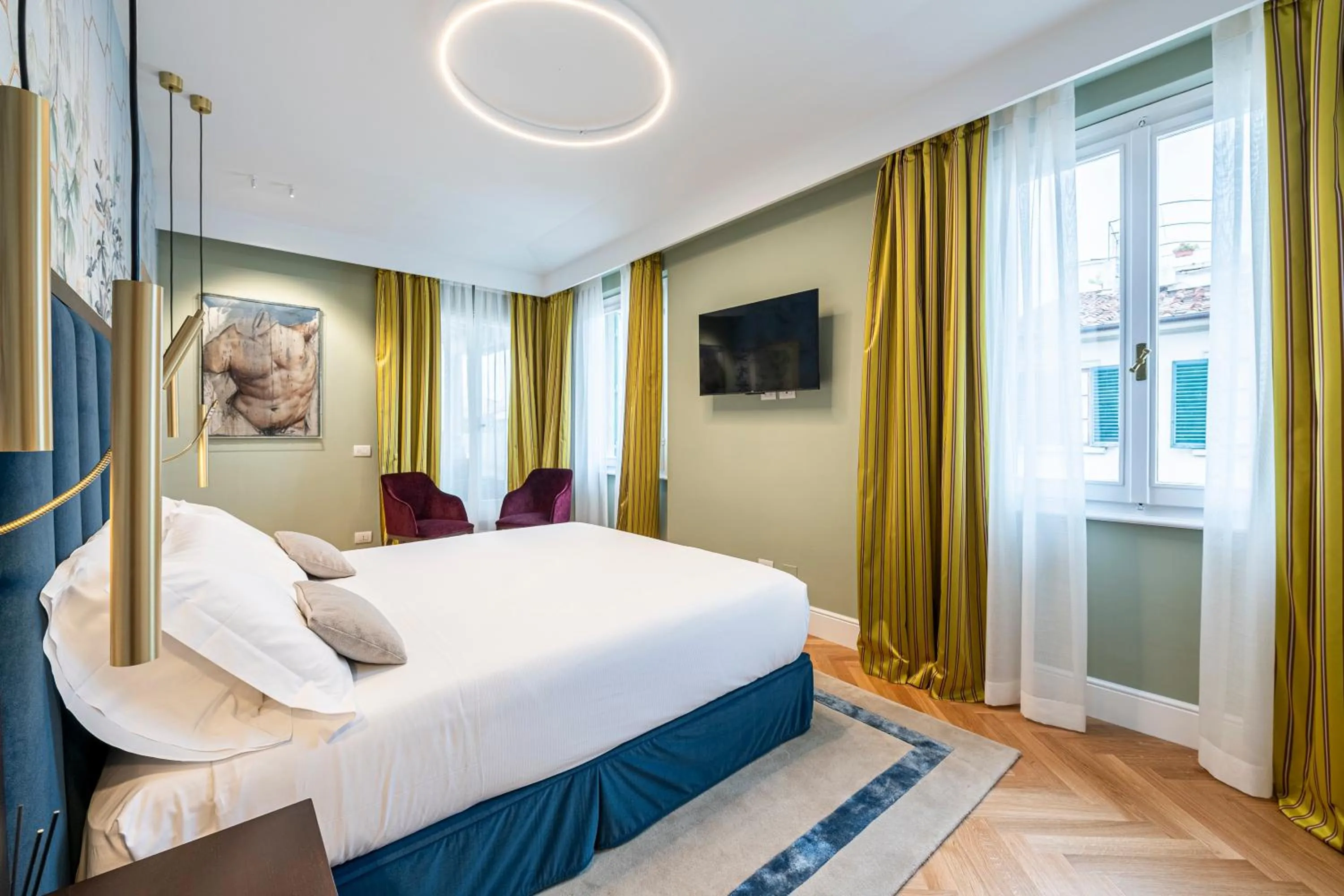 Bedroom, Bed in Glimpse Hotel