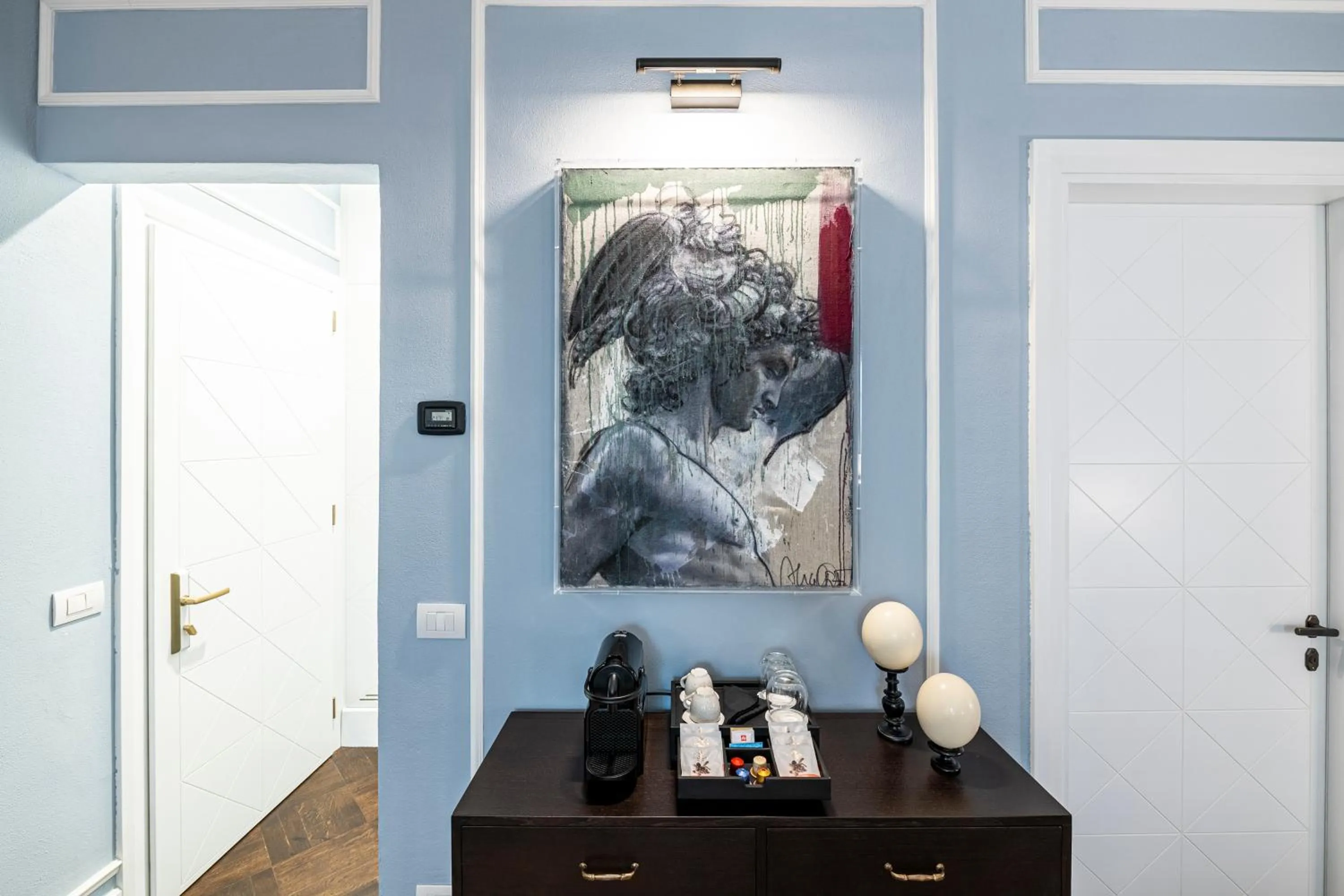 Decorative detail in Glimpse Hotel