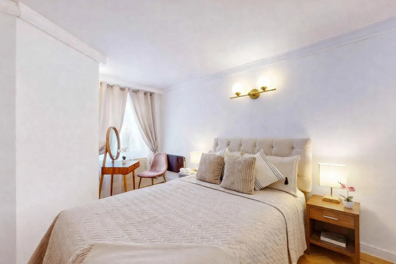 Two-Bedroom Apartment in Park Lane Apartments Mayfair Collection Two-Bedroom Apartment in Park Lane Apartments Mayfair Collection