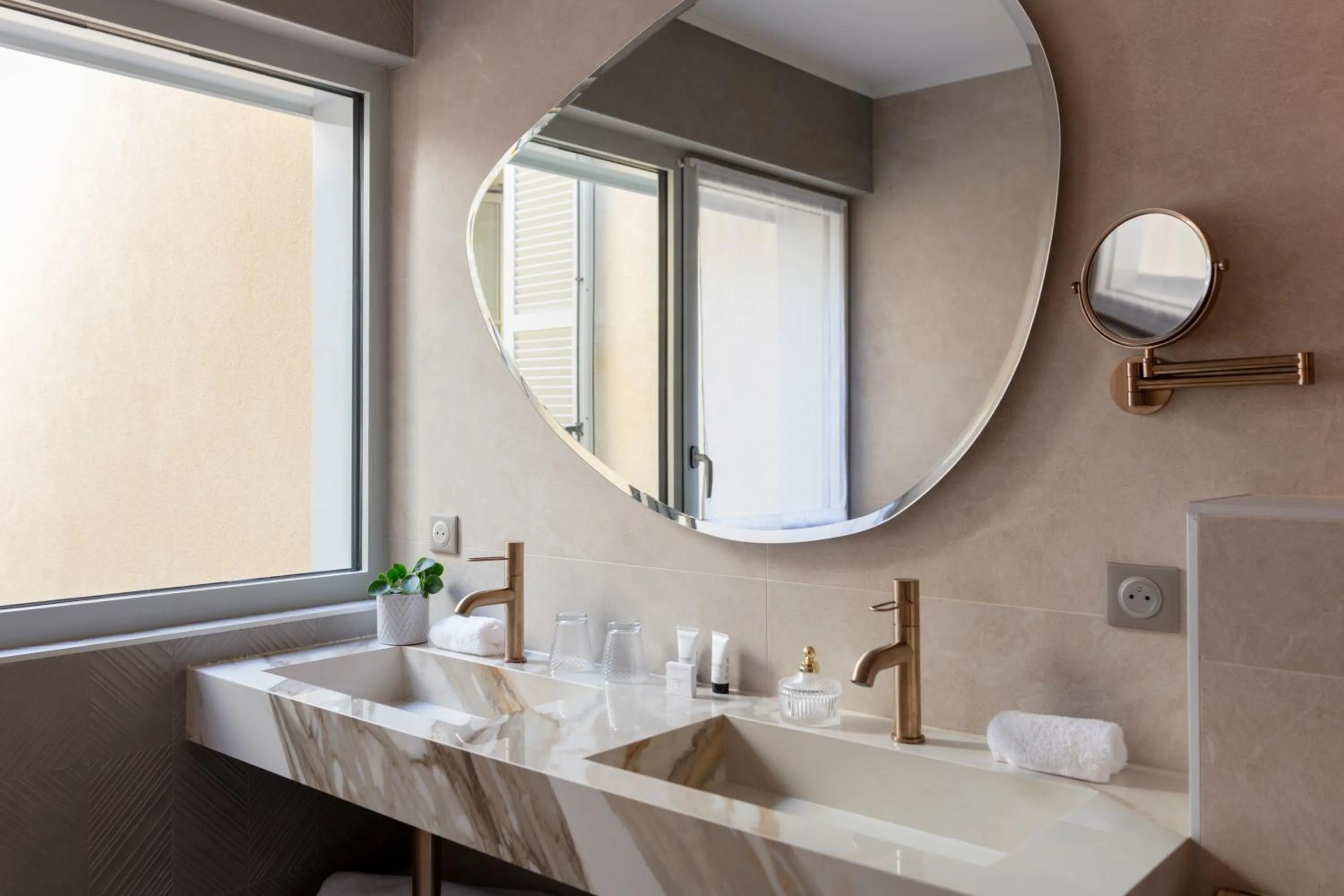 Bathroom in Le Clos Alice