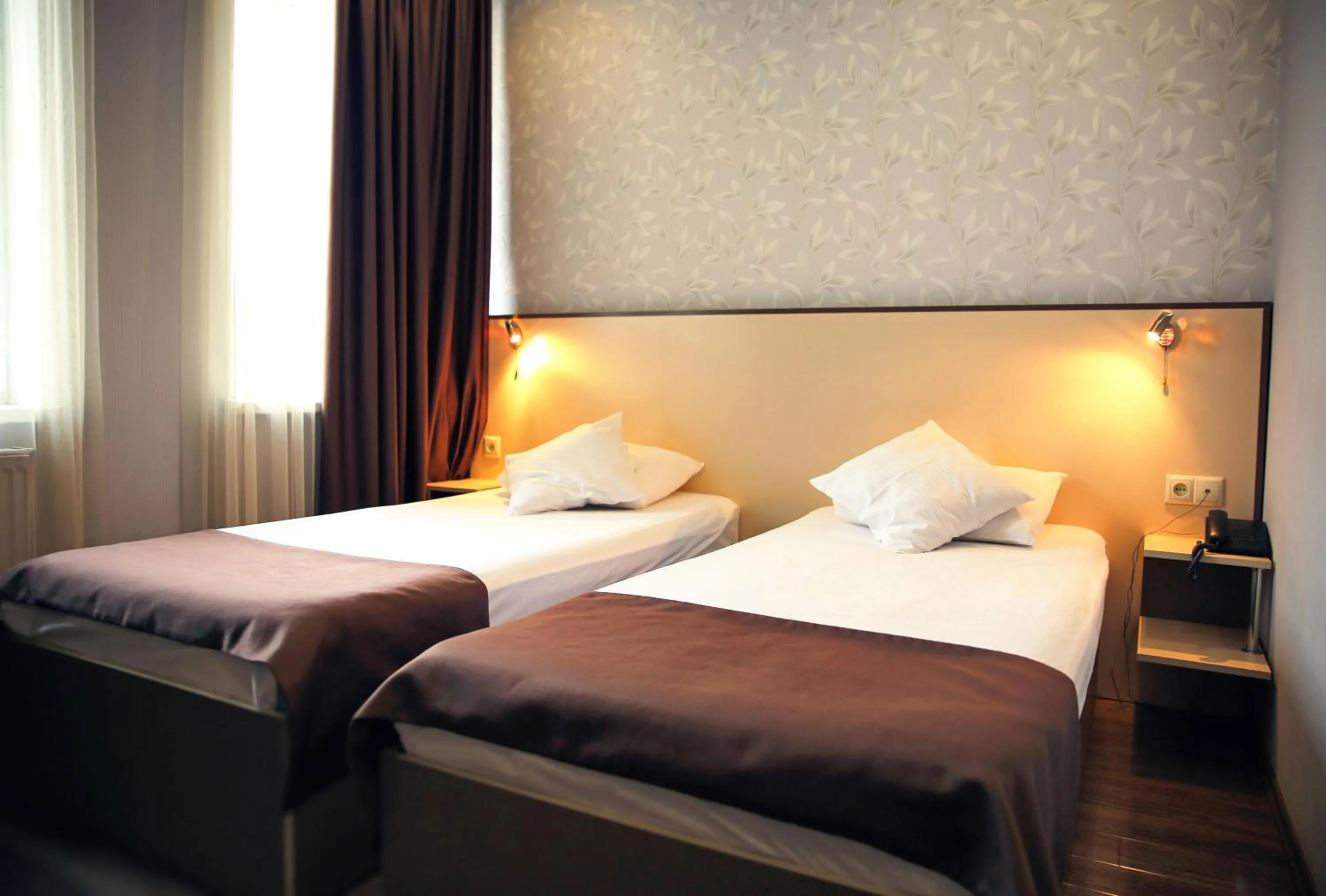 Photo of the whole room, Bed in Rondo Hotel