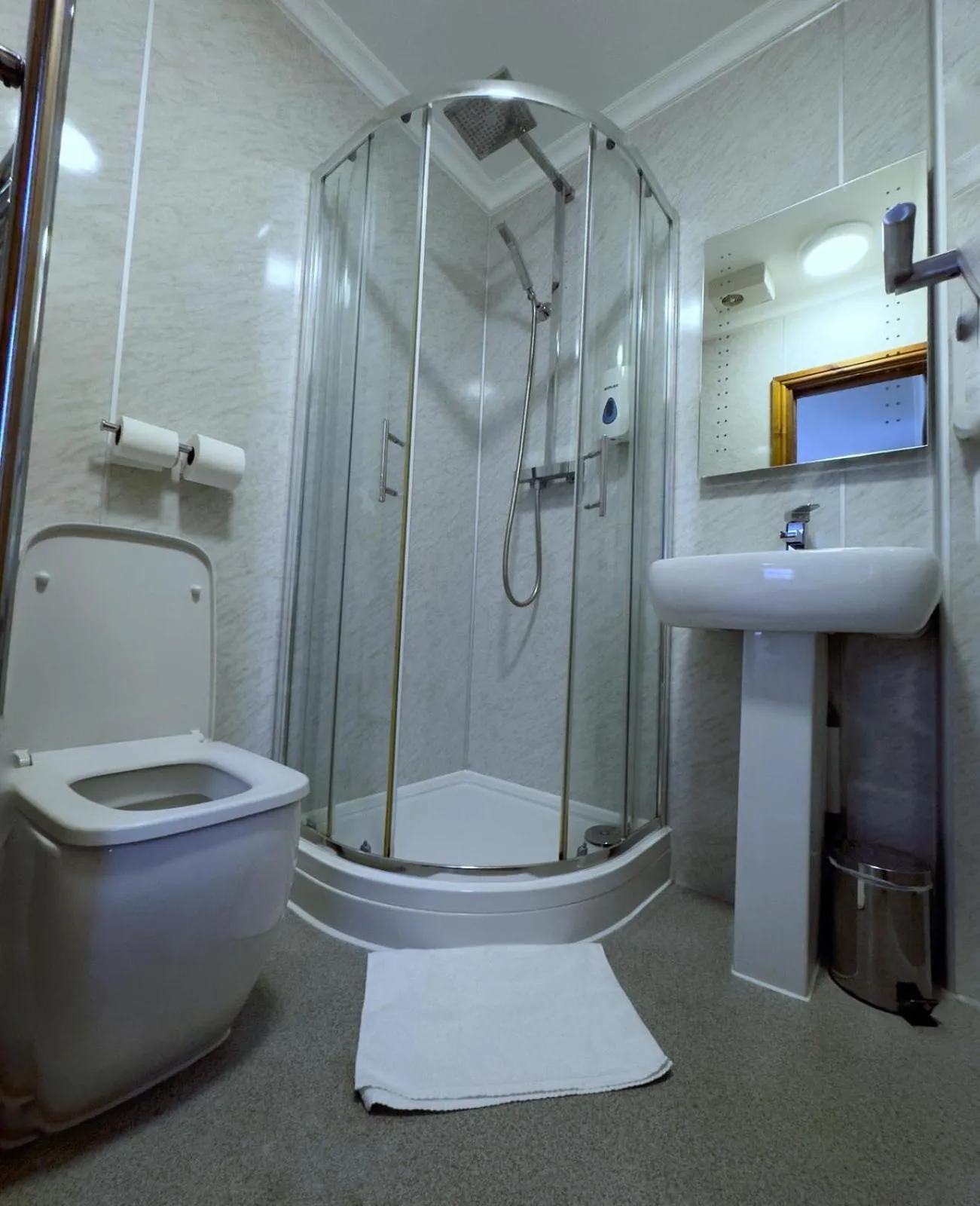 Bathroom in Epsilon Hotel