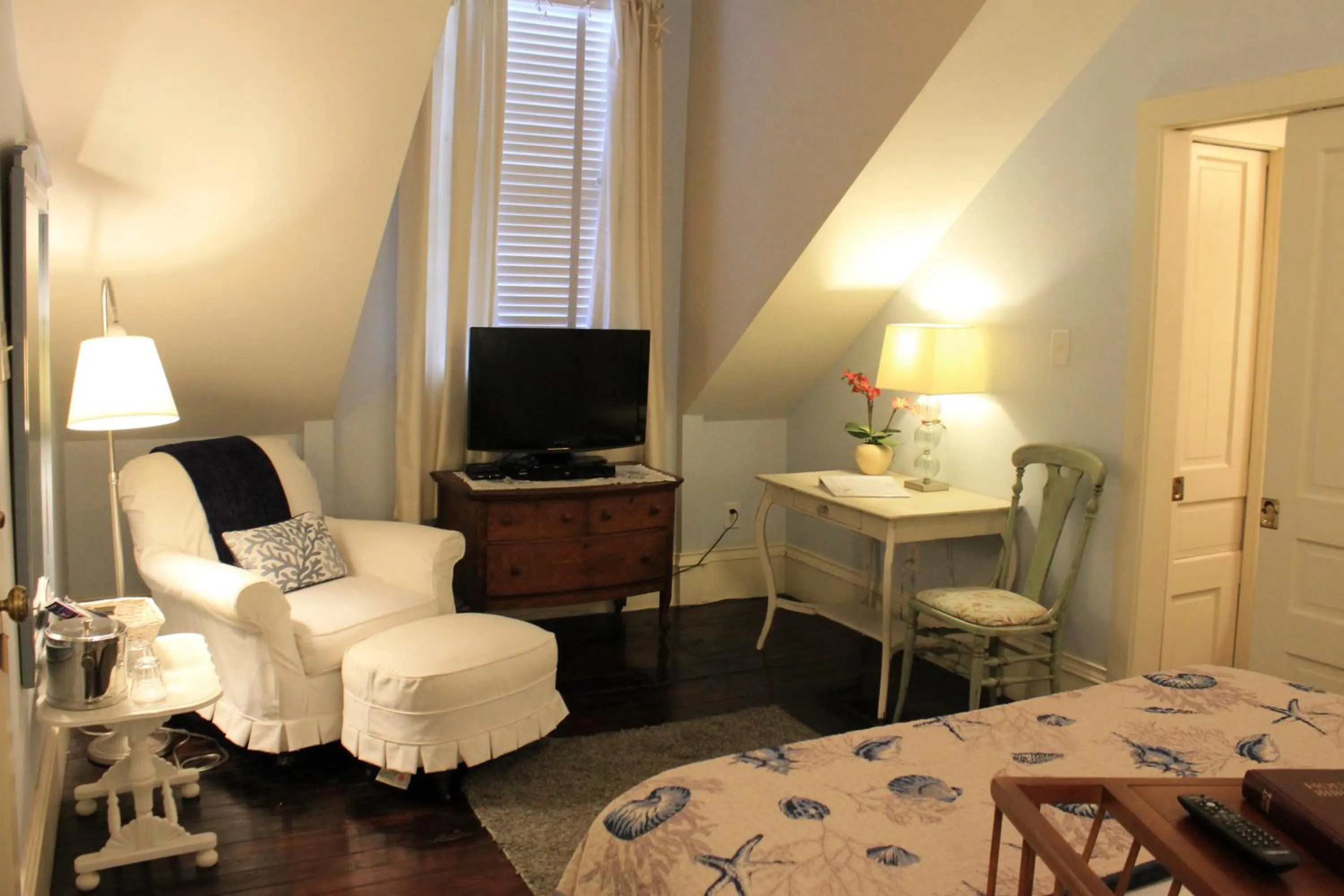 Photo of the whole room in Grand Magnolia Ballroom & Suites