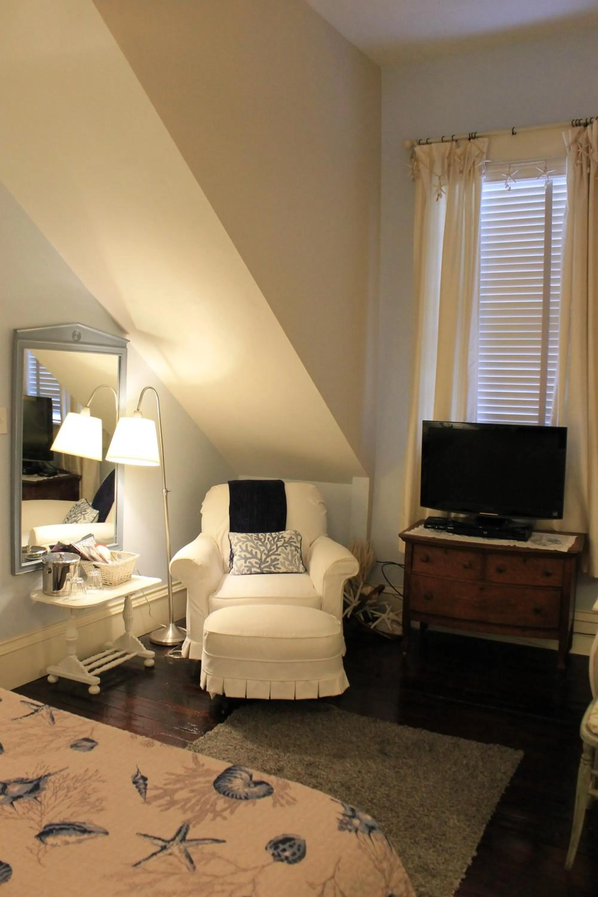 Photo of the whole room in Grand Magnolia Ballroom & Suites