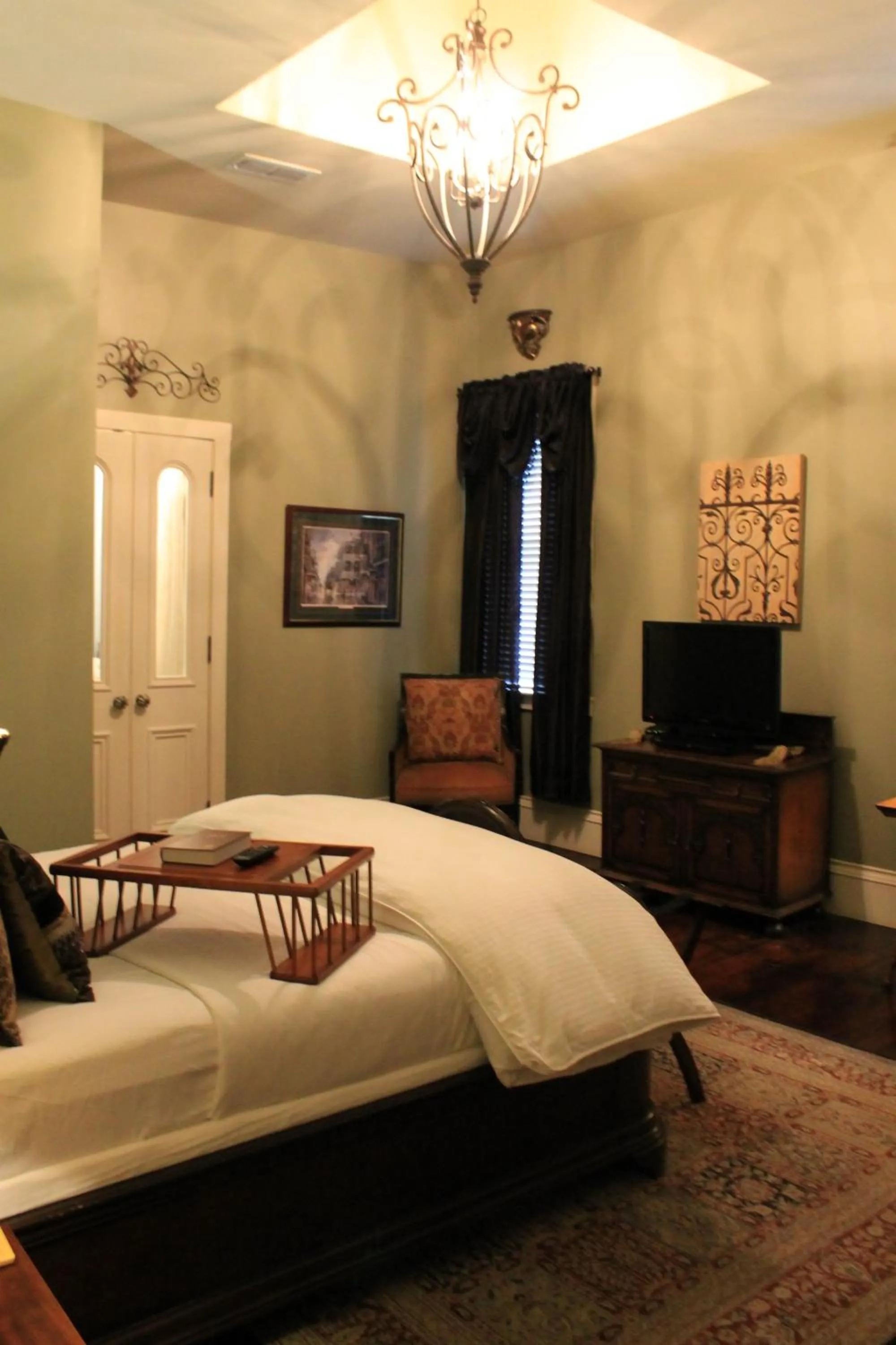 Photo of the whole room in Grand Magnolia Ballroom & Suites