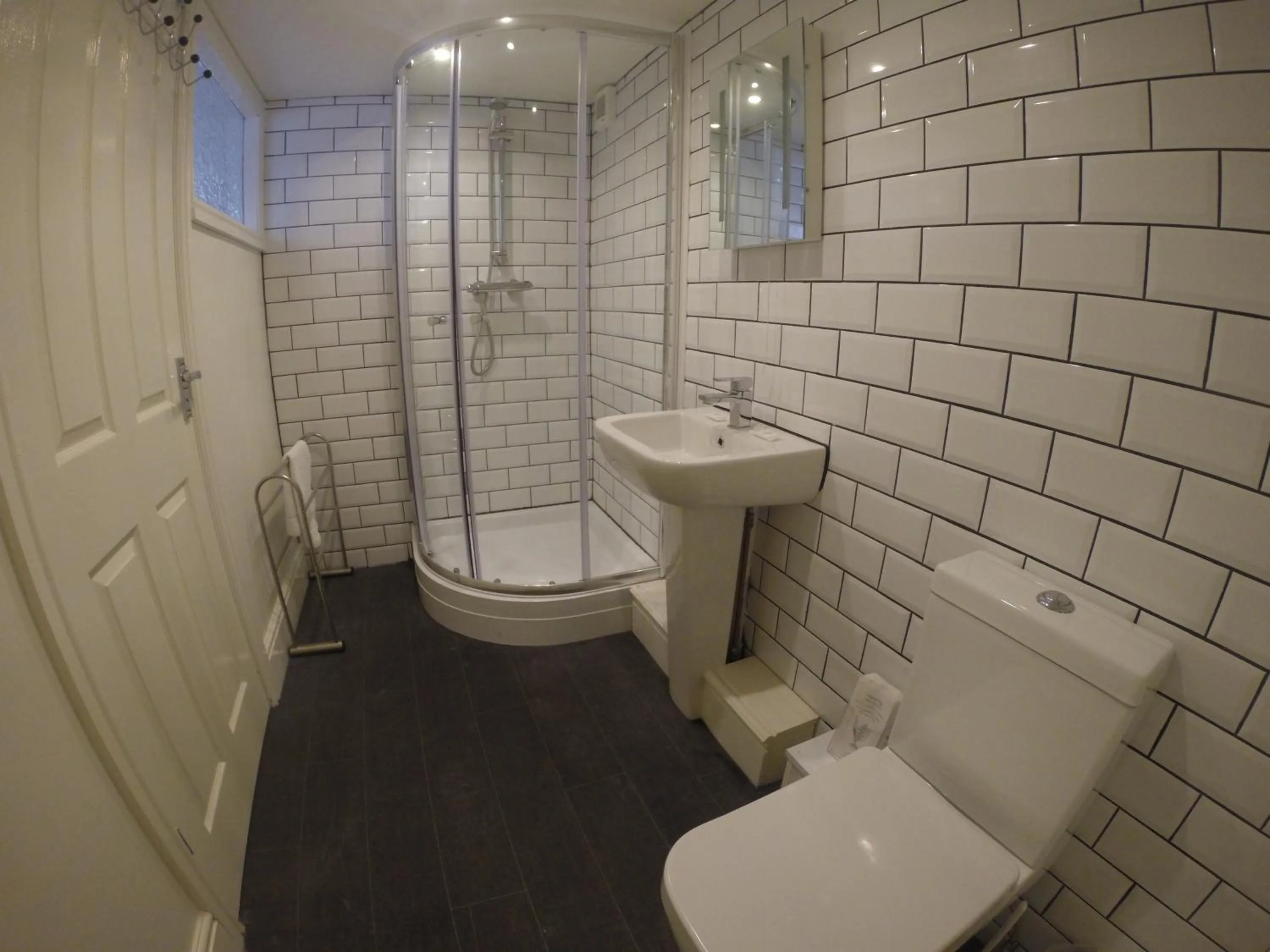 Bathroom in Happy Return Hotel