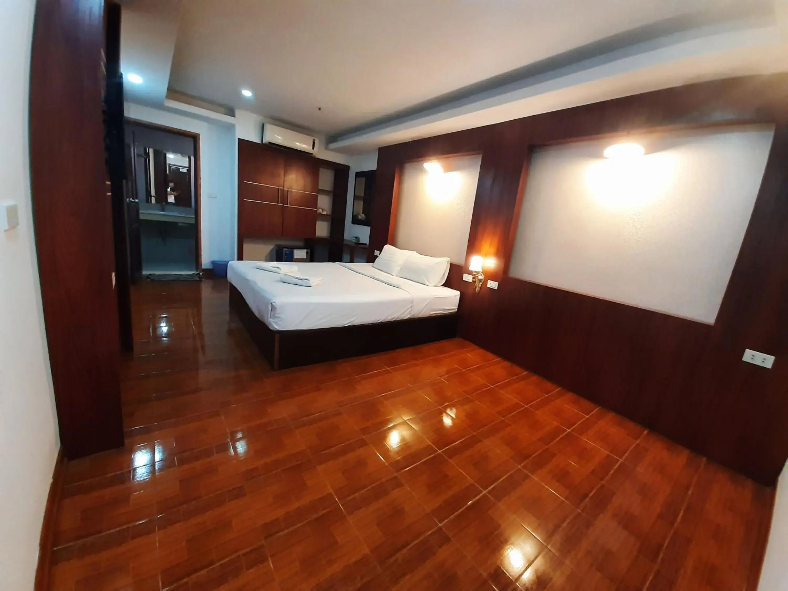 Deluxe Room in Vang Vieng Sky Mountain View Hotel Deluxe Room in Vang Vieng Sky Mountain View Hotel