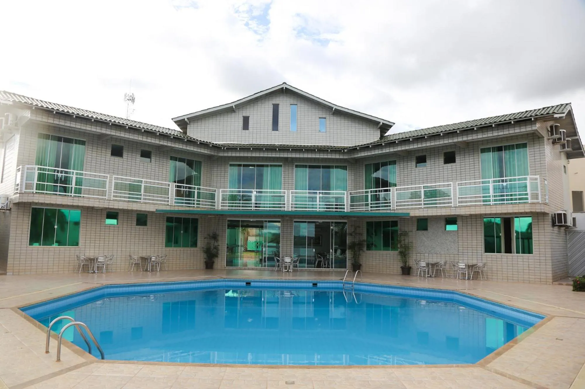 Pool view in Xingu Praia Hotel