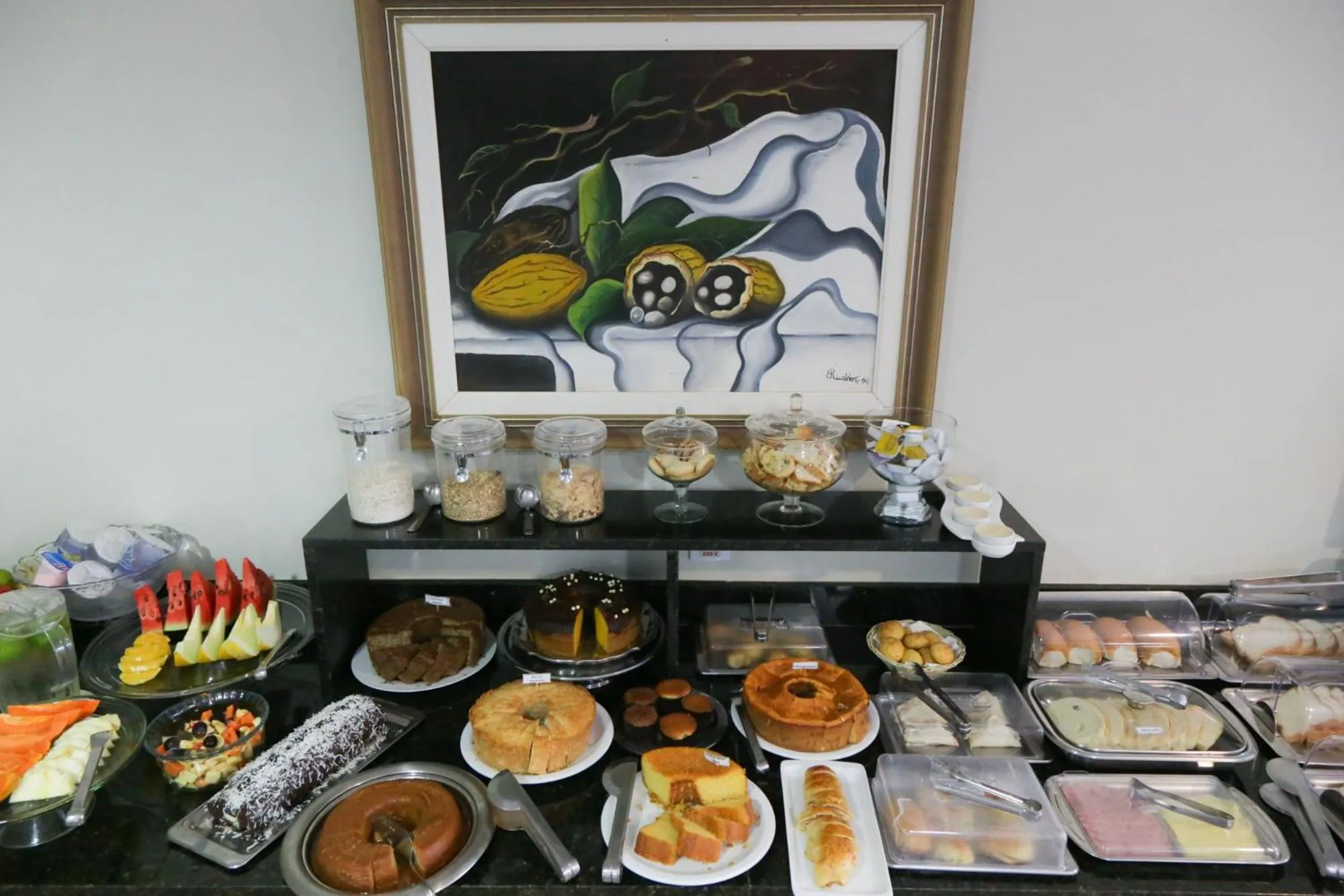 Buffet breakfast in Xingu Praia Hotel