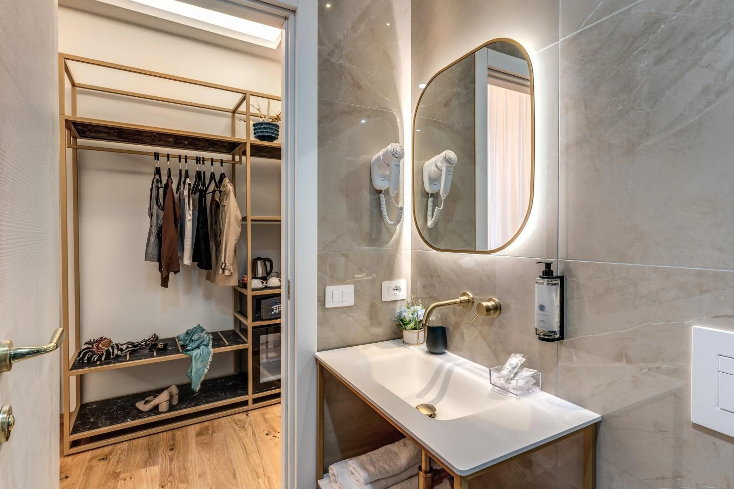 Bathroom in Goldoni 47