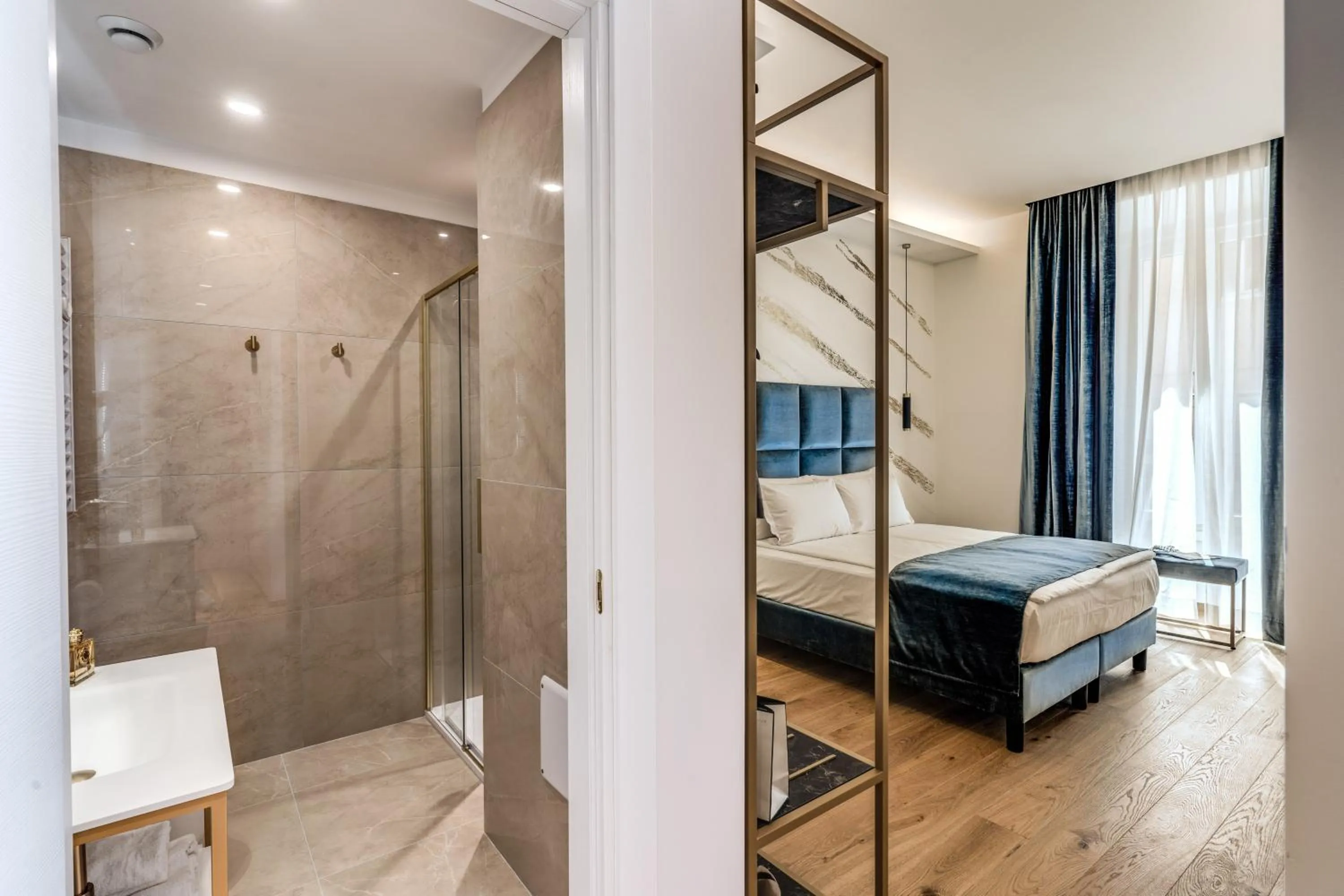 Bedroom, Bed in Goldoni 47