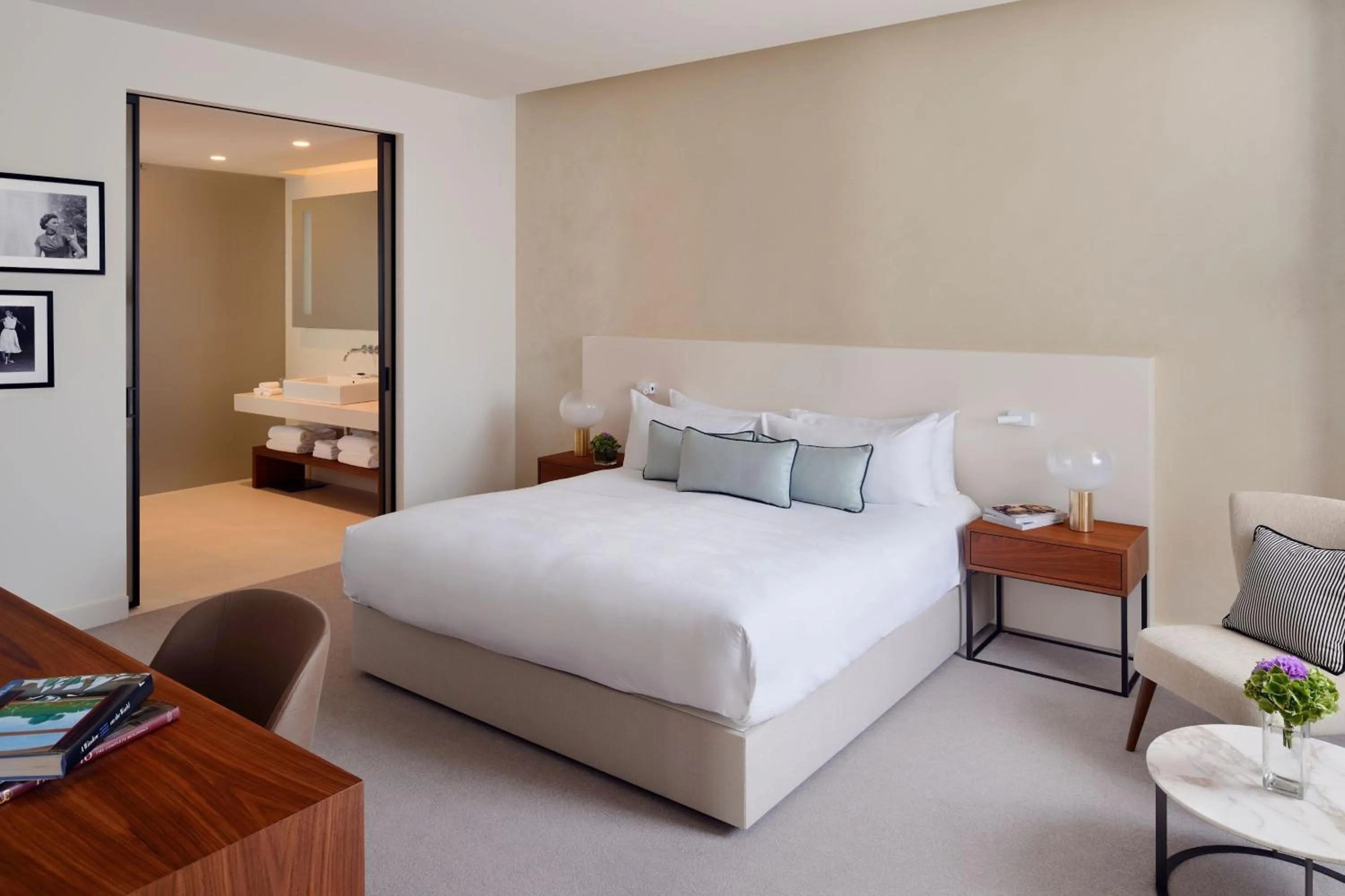 Photo of the whole room, Bed in JW Marriott Venice Resort & Spa