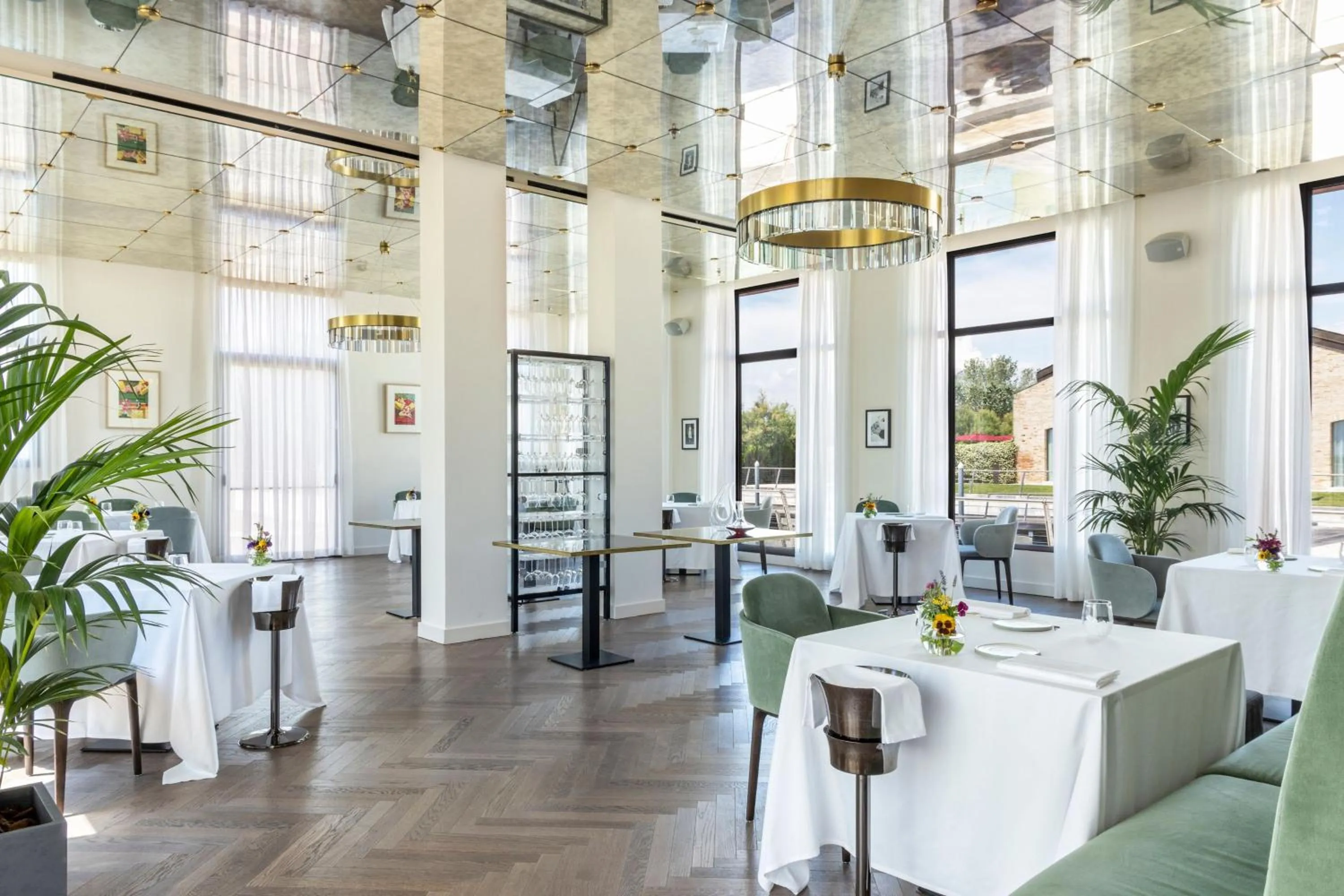 Restaurant/places to eat in JW Marriott Venice Resort & Spa