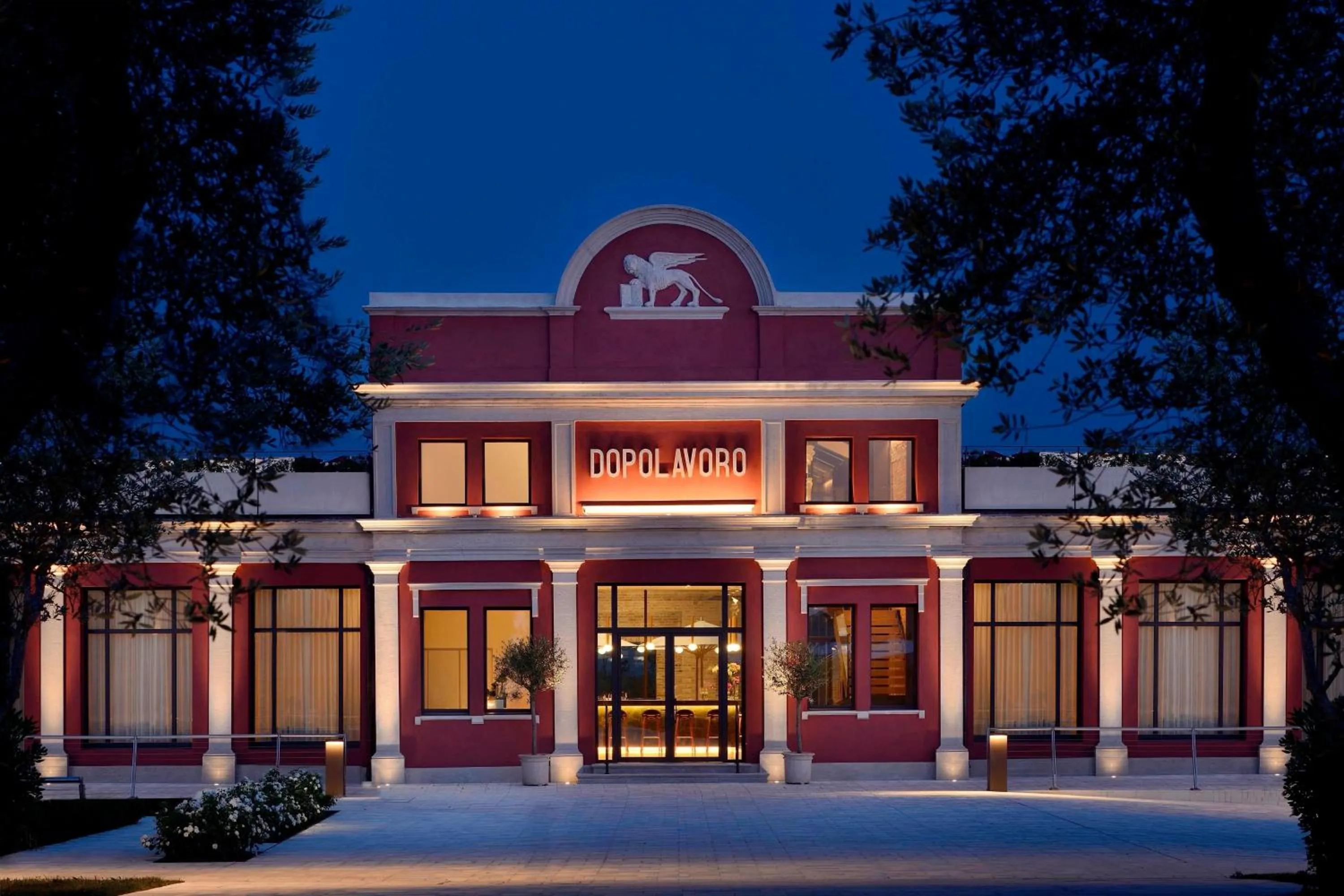 Restaurant/places to eat in JW Marriott Venice Resort & Spa