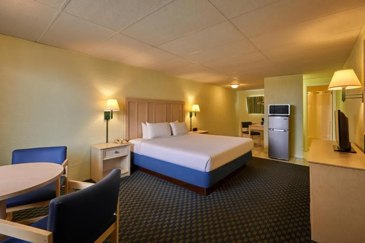 Northside Across Street from the Beach (No Beach View) 1 King Bed in Palmetto Beachfront Hotel, a By The Sea Resort Northside Across Street from the Beach (No Beach View) 1 King Bed in Palmetto Beachfront Hotel, a By The Sea Resort