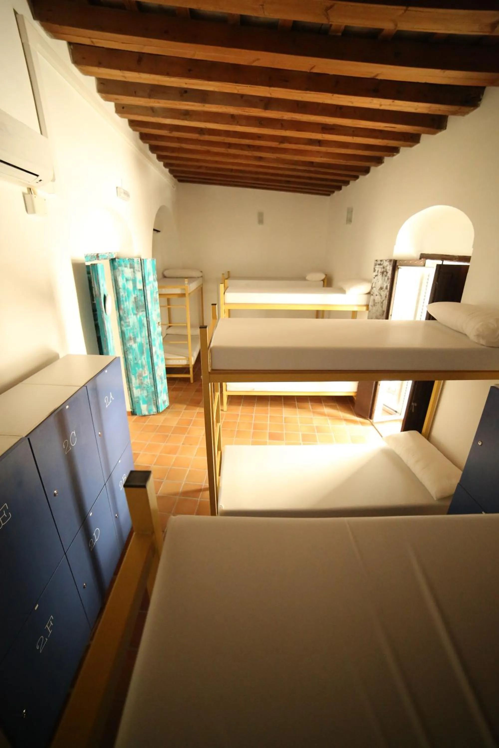 Bedroom, Bed in Wake up in Tarifa Hostel & Restaurant Lounge