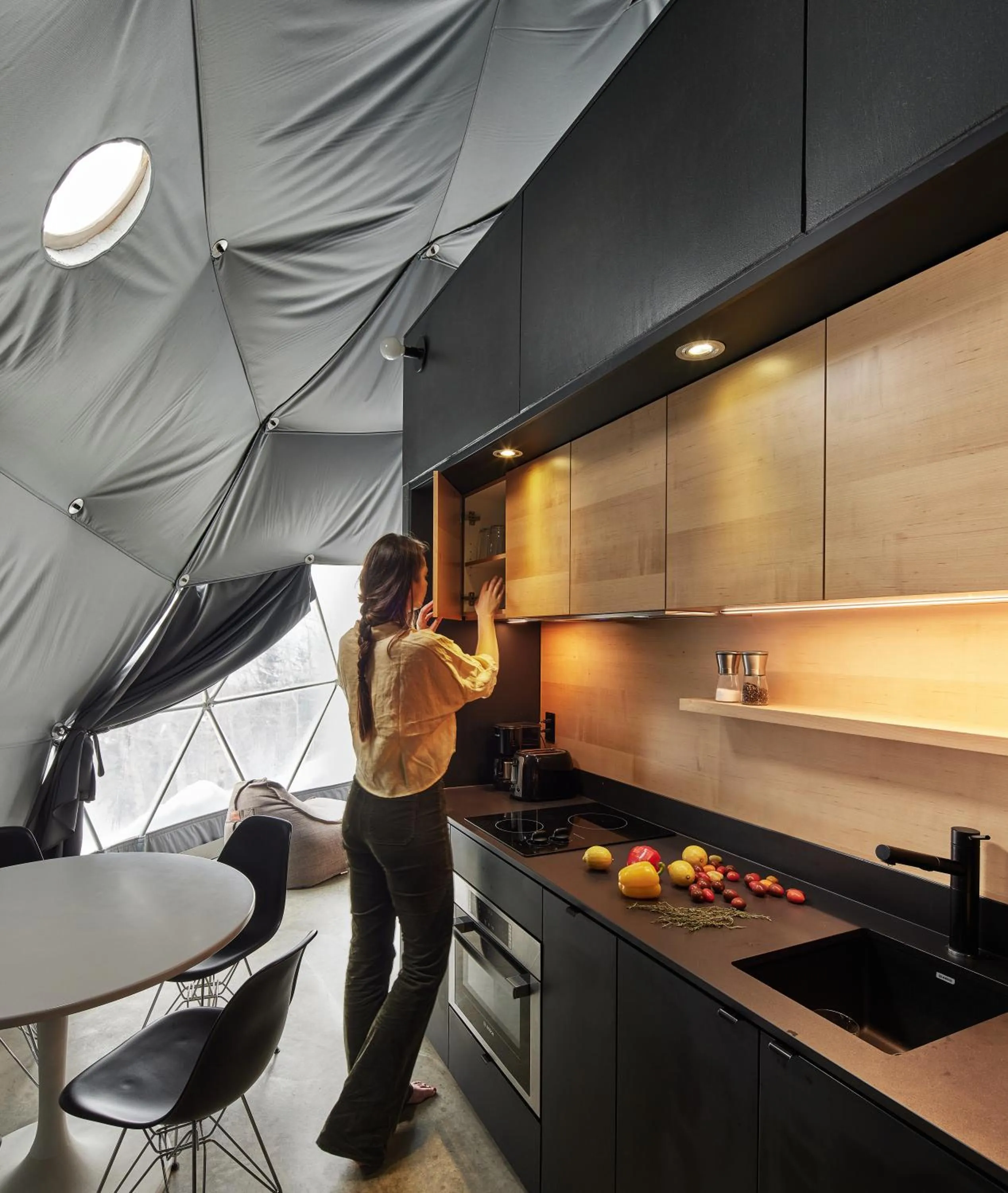 Kitchen or kitchenette in Dômes Charlevoix