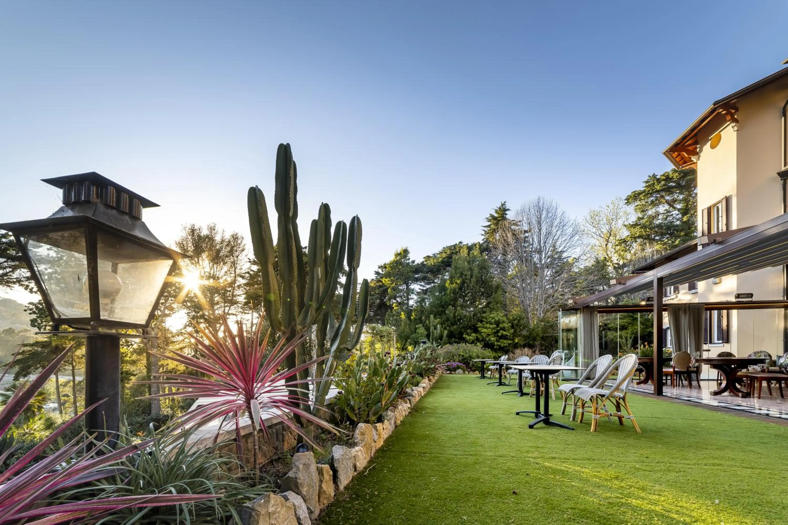 Dining area in Sintra Marmoris Palace