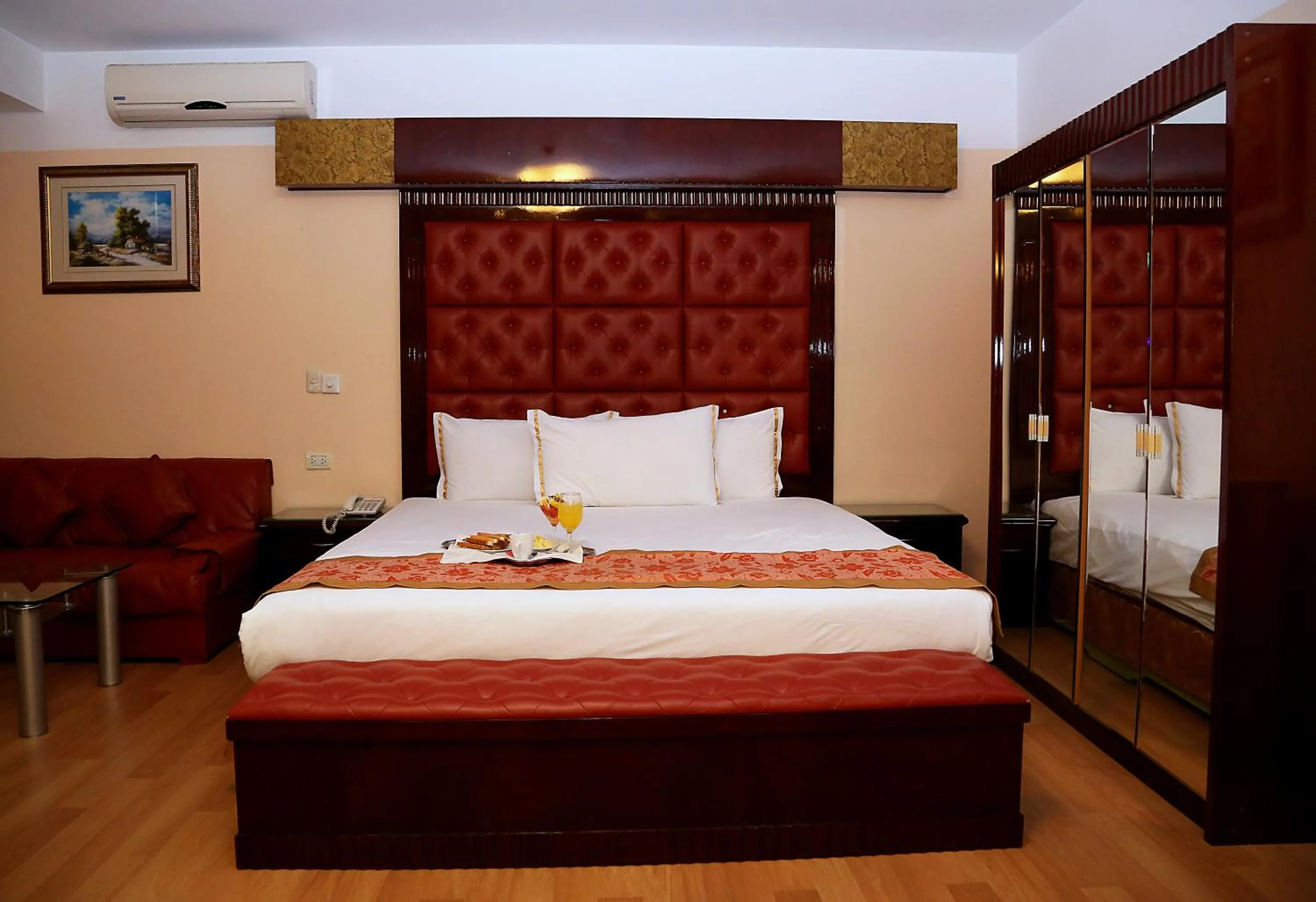 Suite in Hotel Princesa