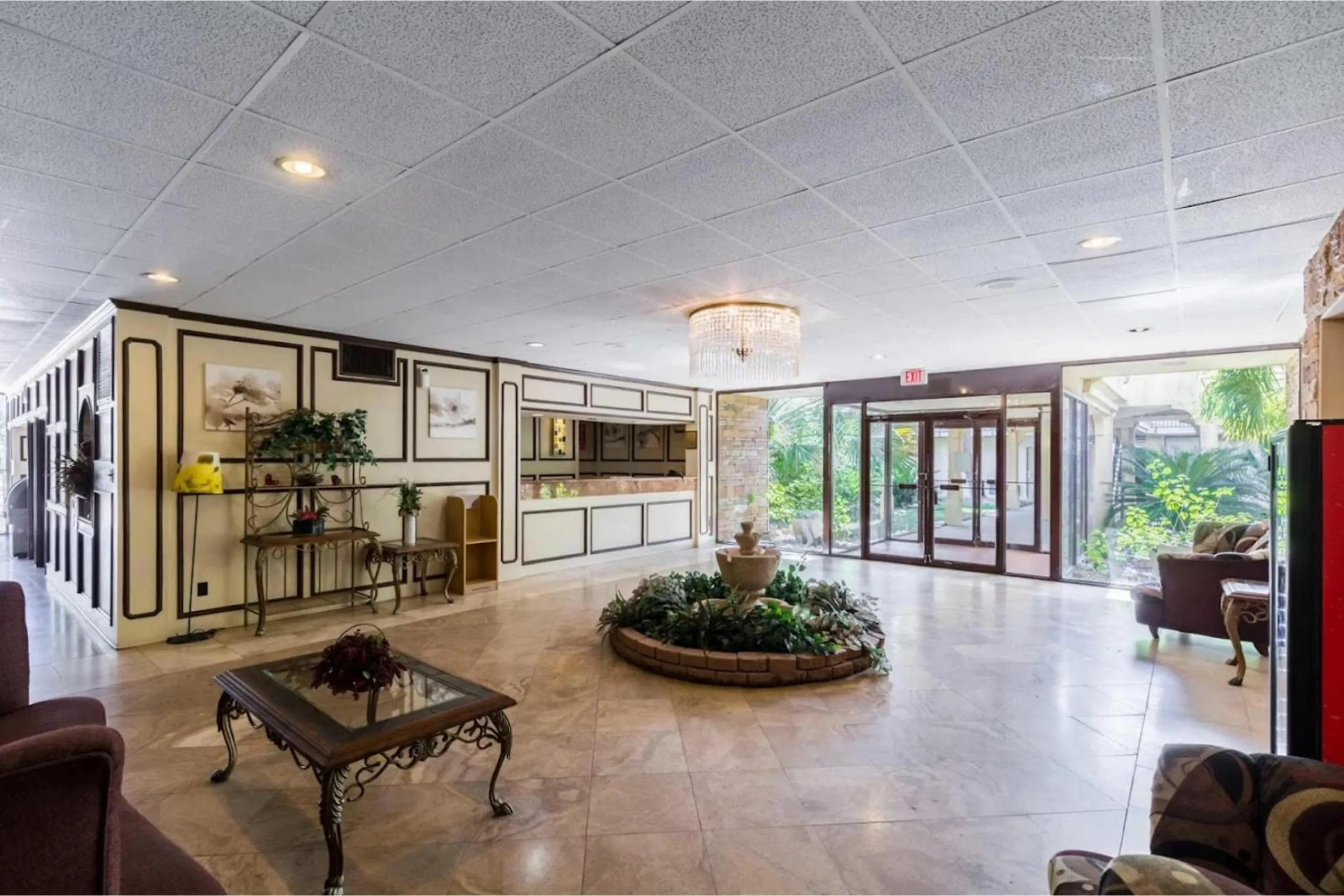 Lobby or reception in Eco Inn Suites by Hotel O Baytown