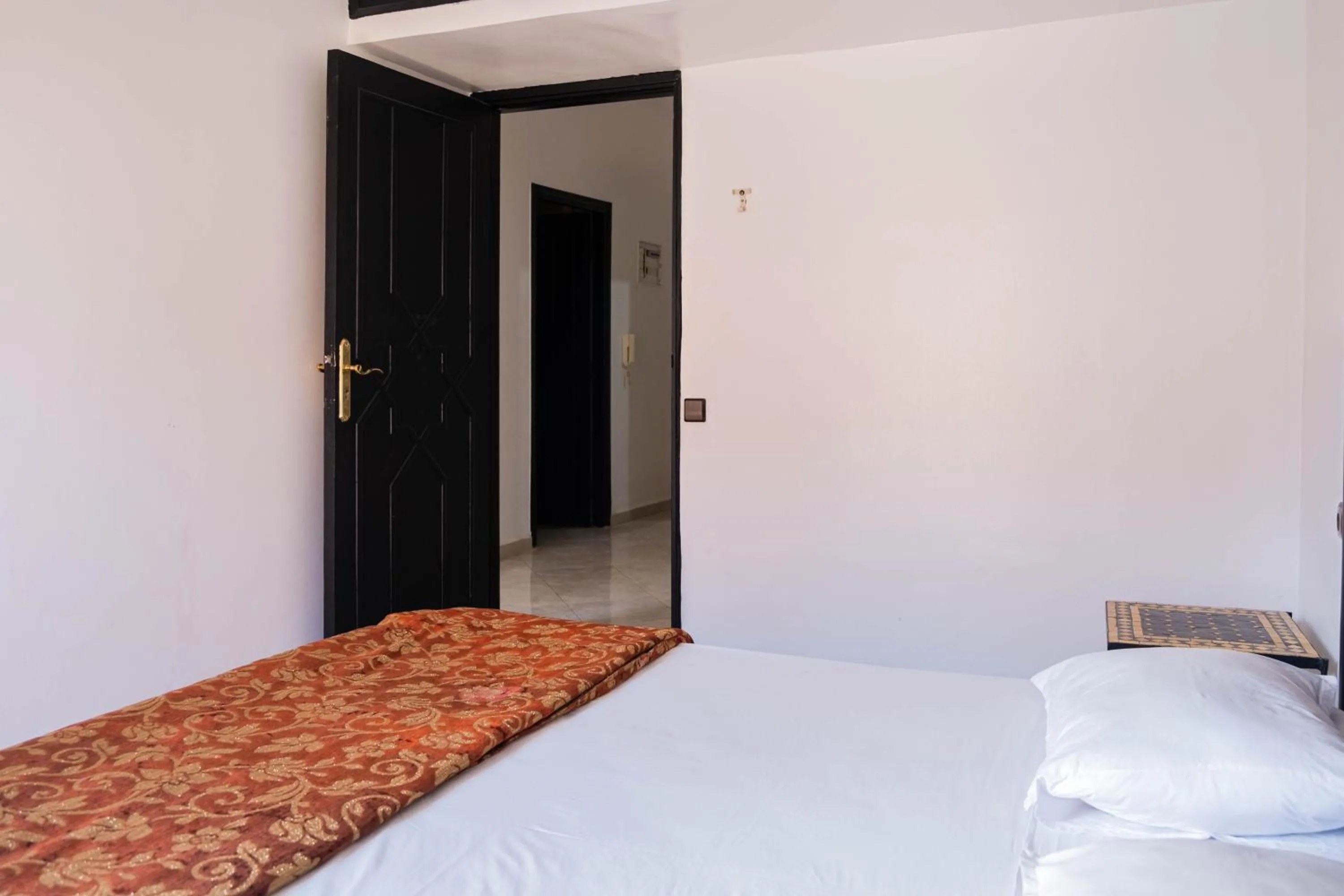 Apart Hotel Larbi