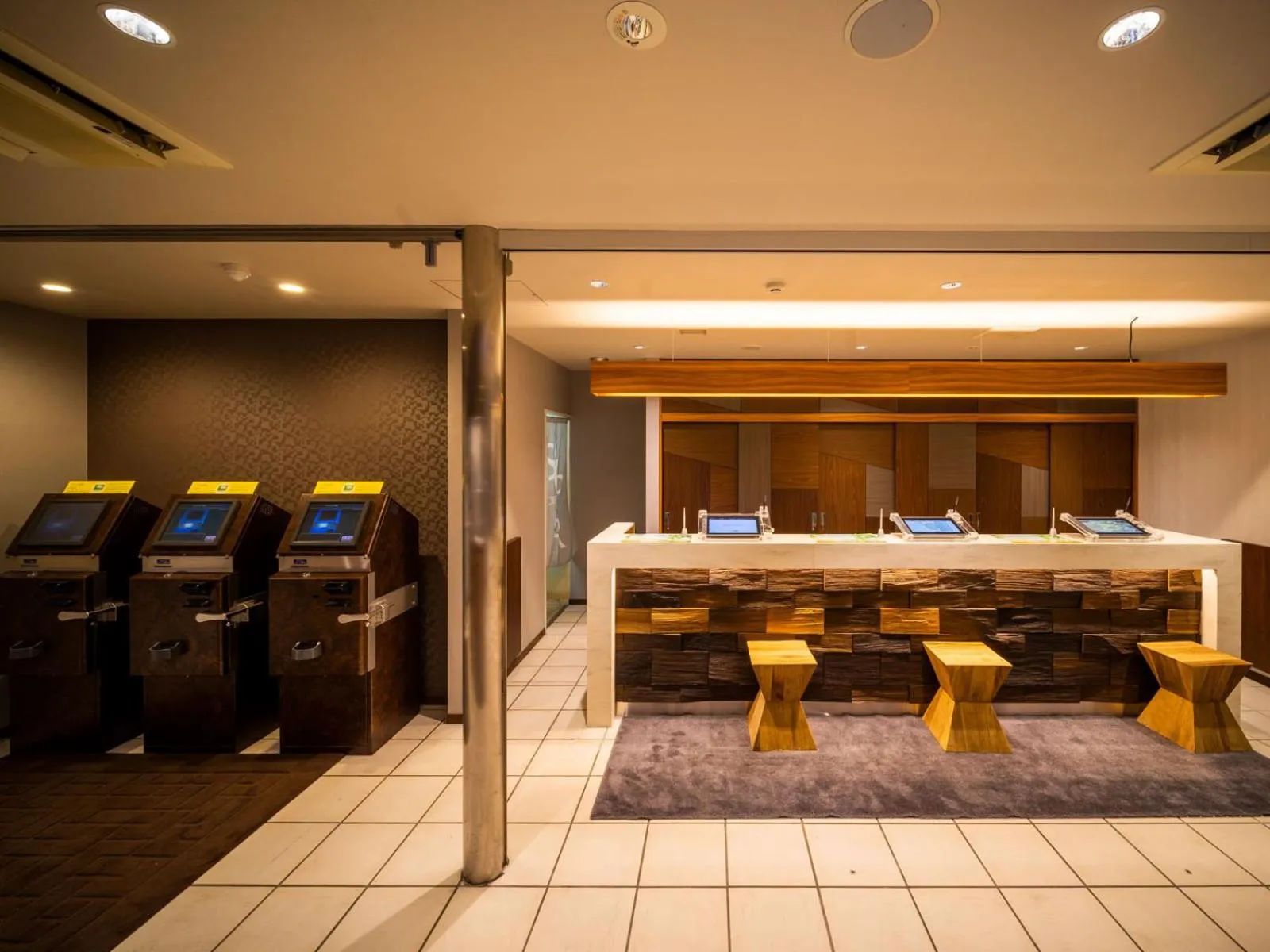 Lobby or reception in Super Hotel Shinyokohama