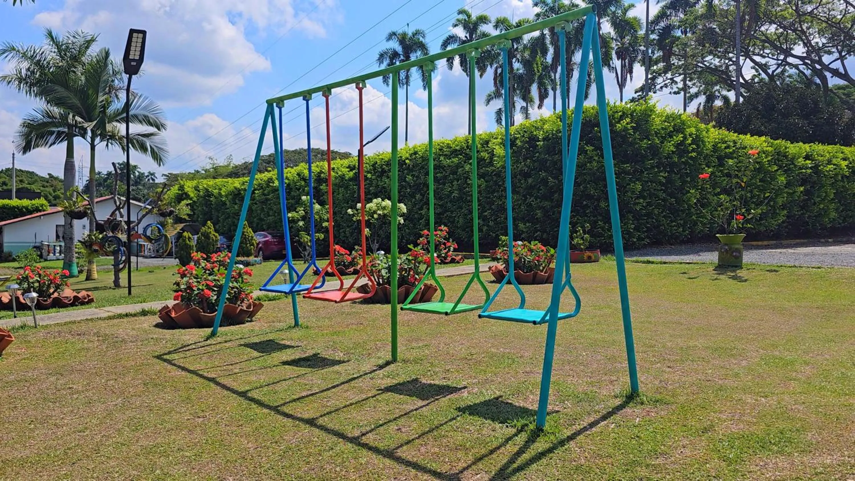 Children play ground in Cabañas Cafeteras Cerritos