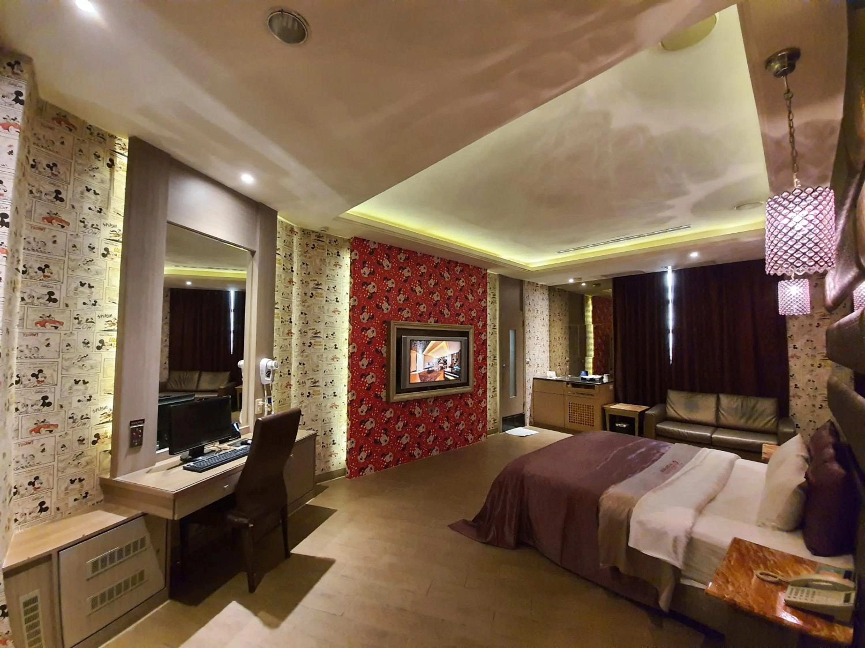 Photo of the whole room, Bed in Jinsha Motel