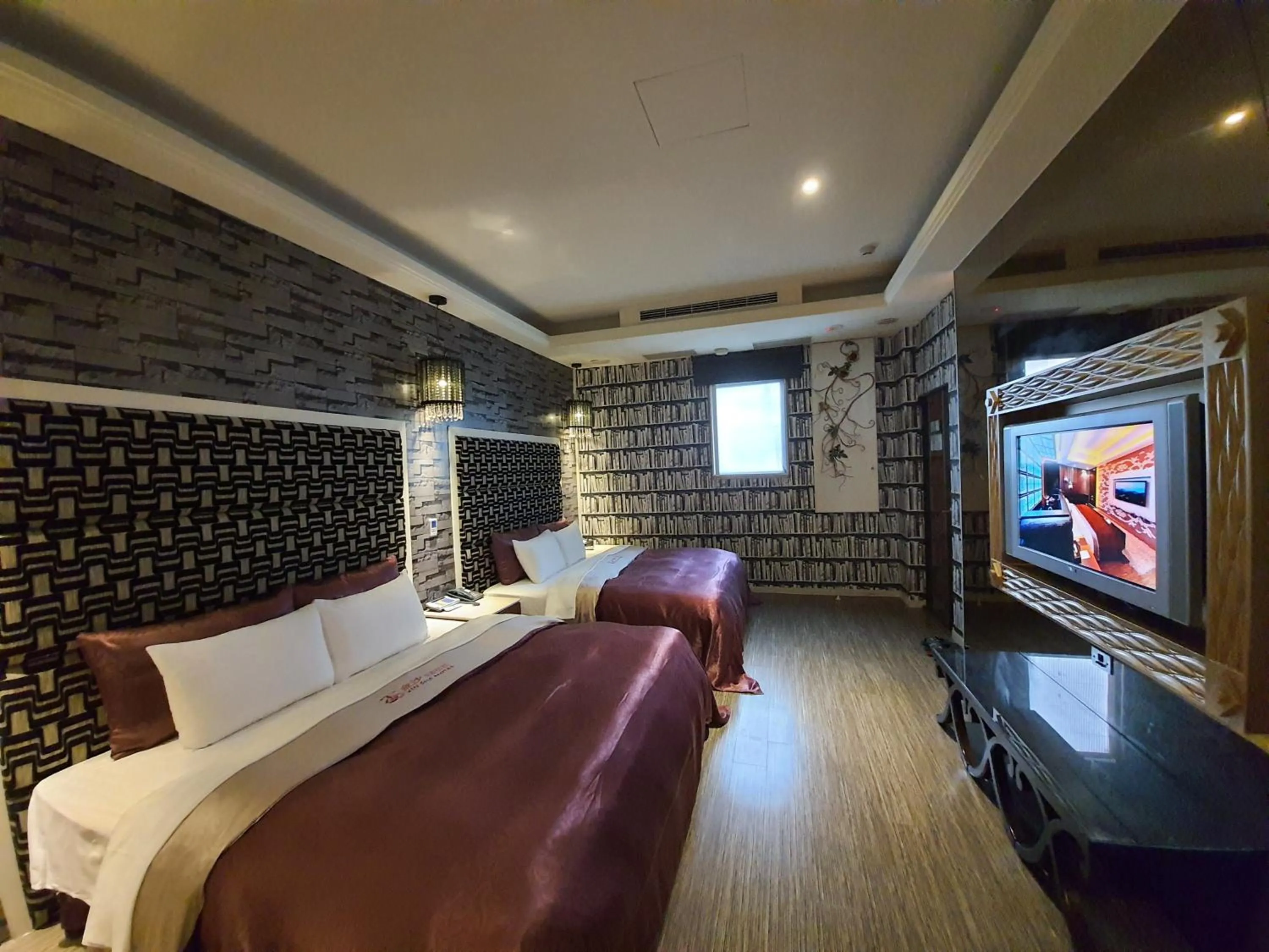 Photo of the whole room, Bed in Jinsha Motel