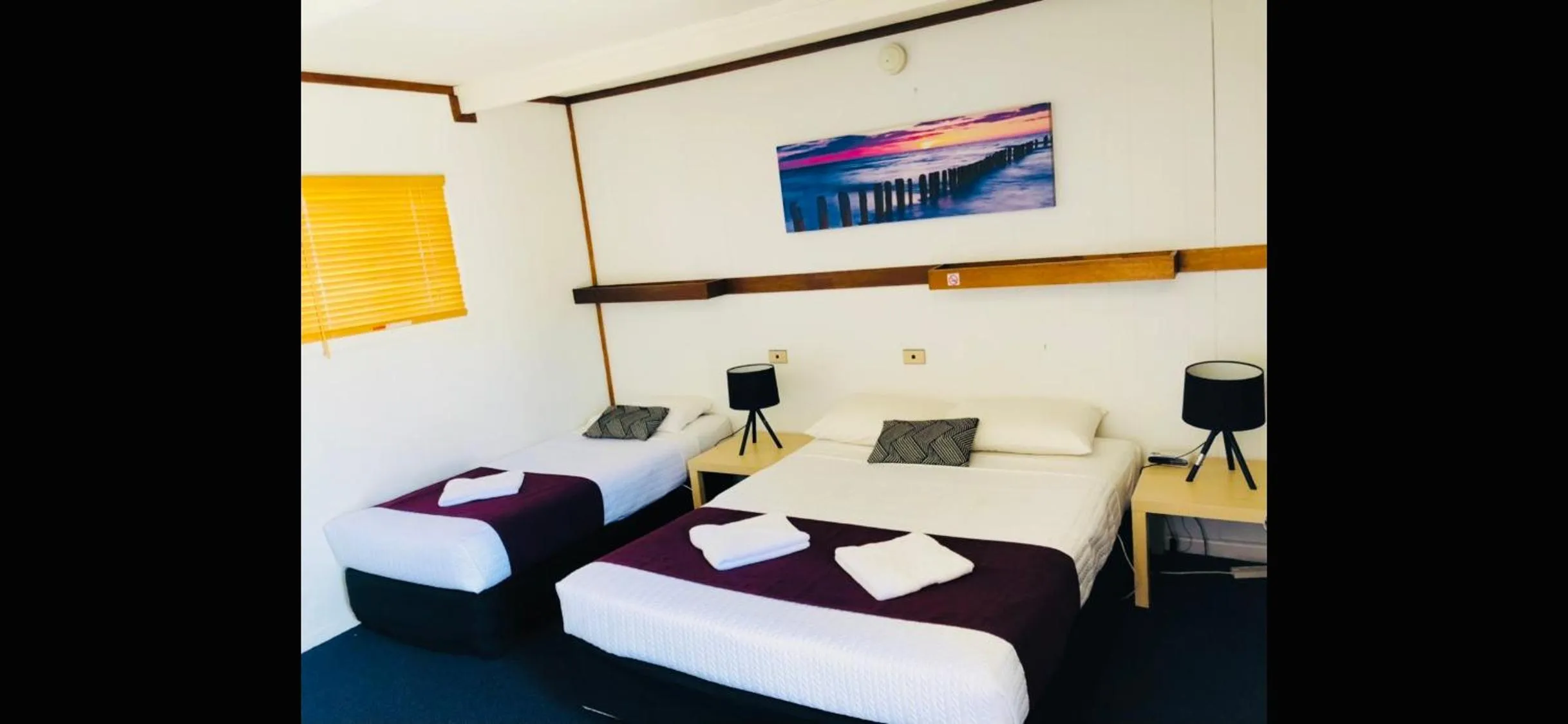 Bedroom, Bed in Horsham Motel