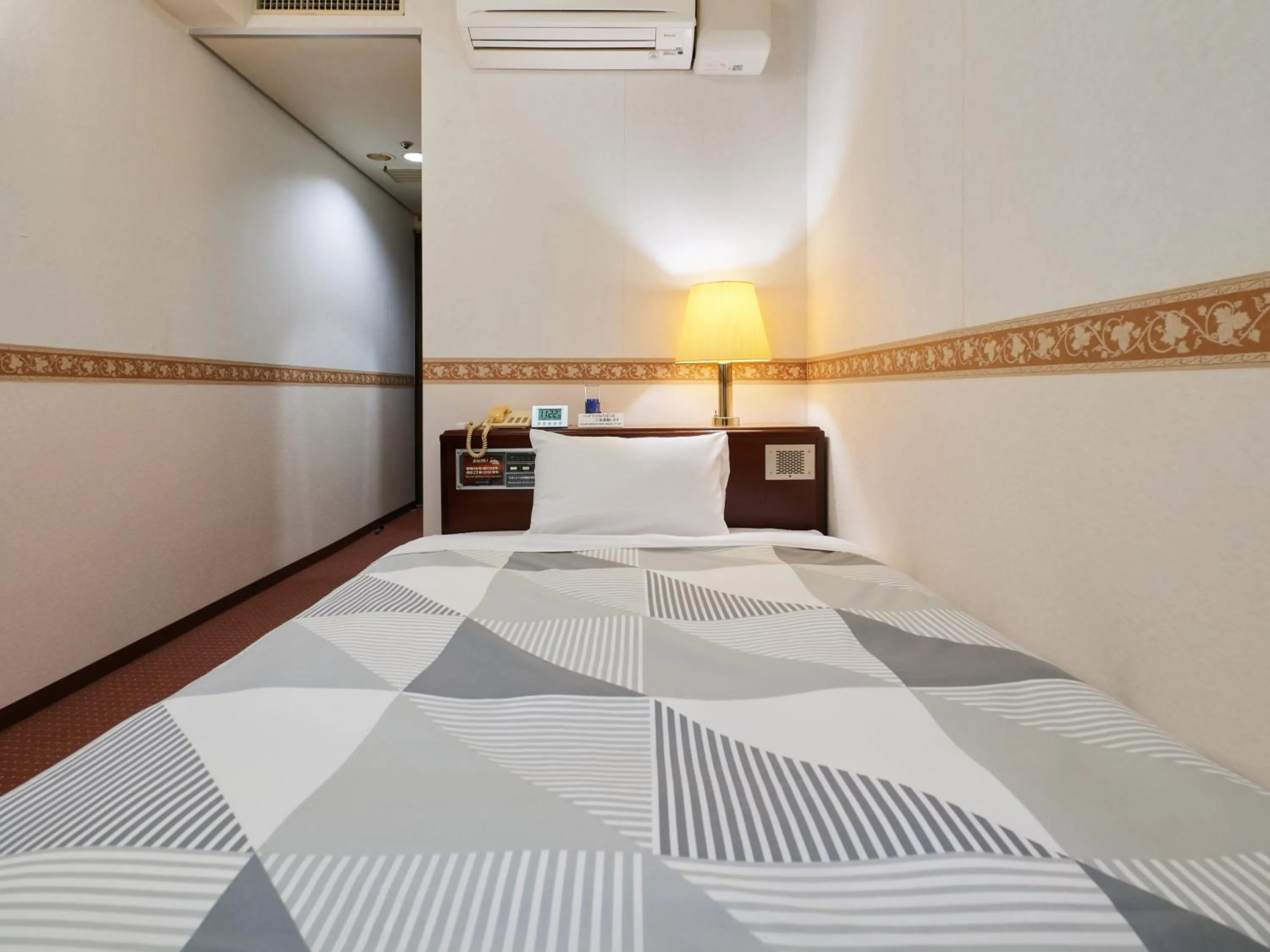 Photo of the whole room, Bed in ecoHotel