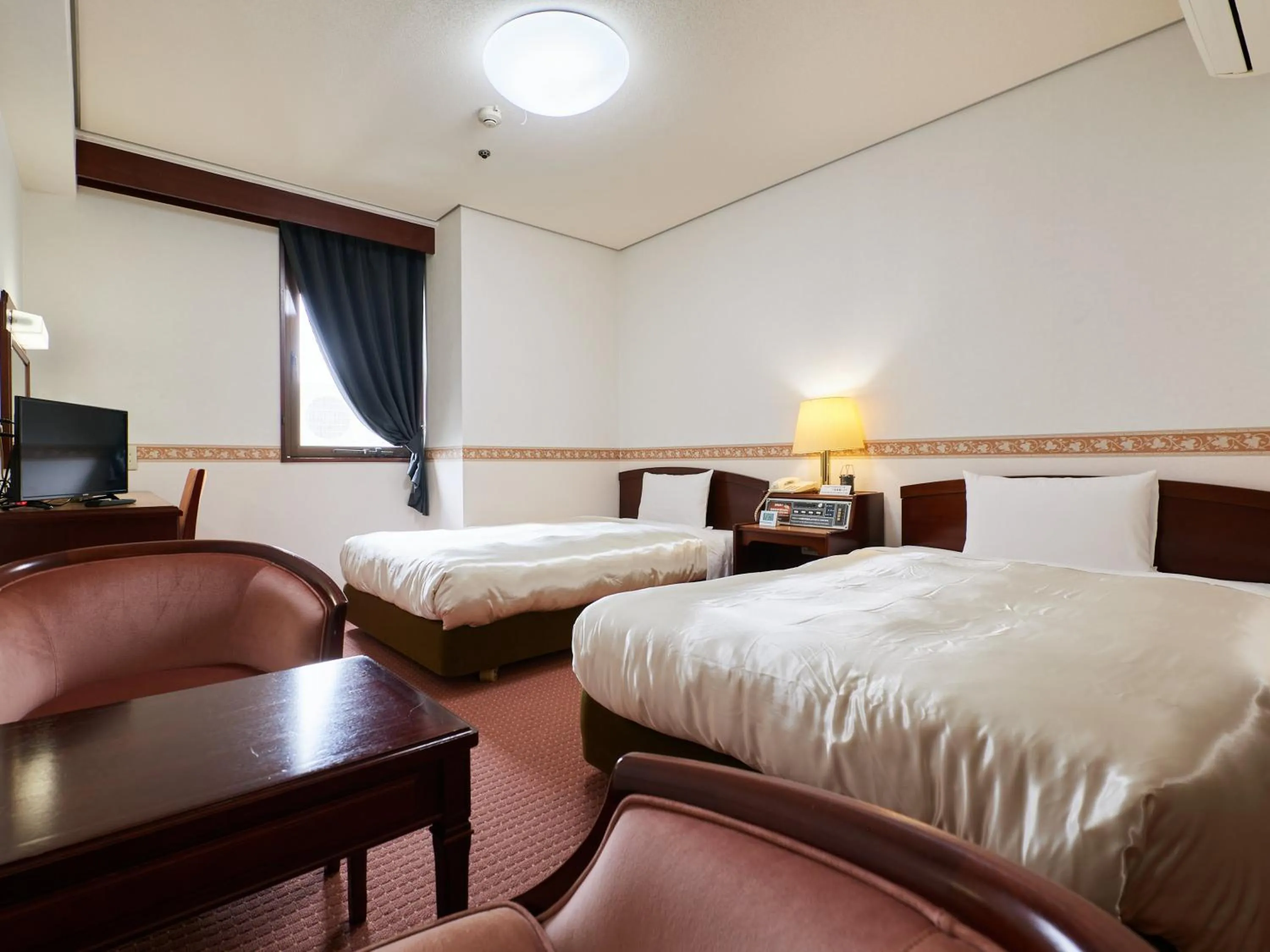 Photo of the whole room, Bed in ecoHotel