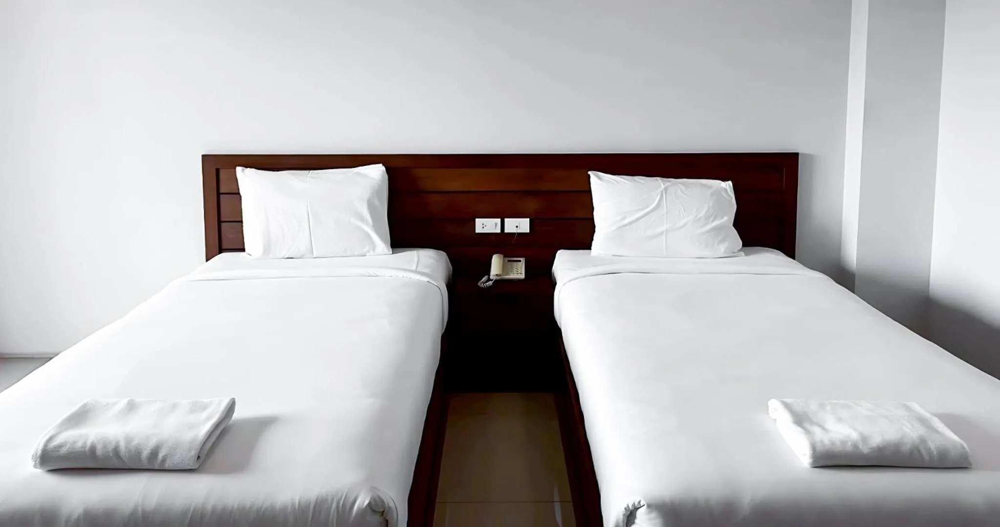 Bed in Perfect Place Hotel