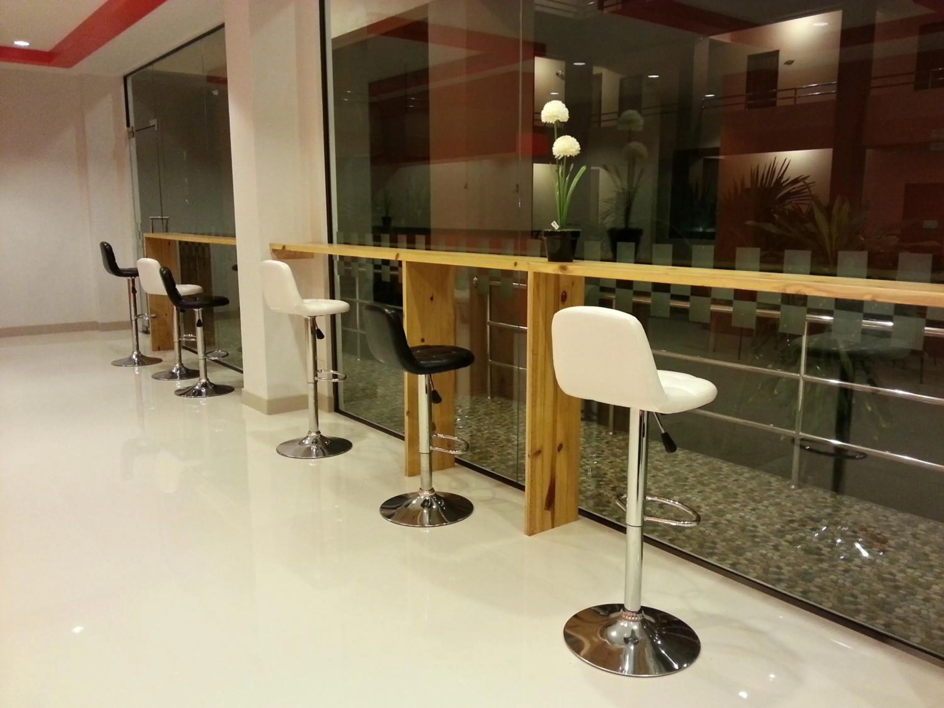 Lounge or bar in Perfect Place Hotel